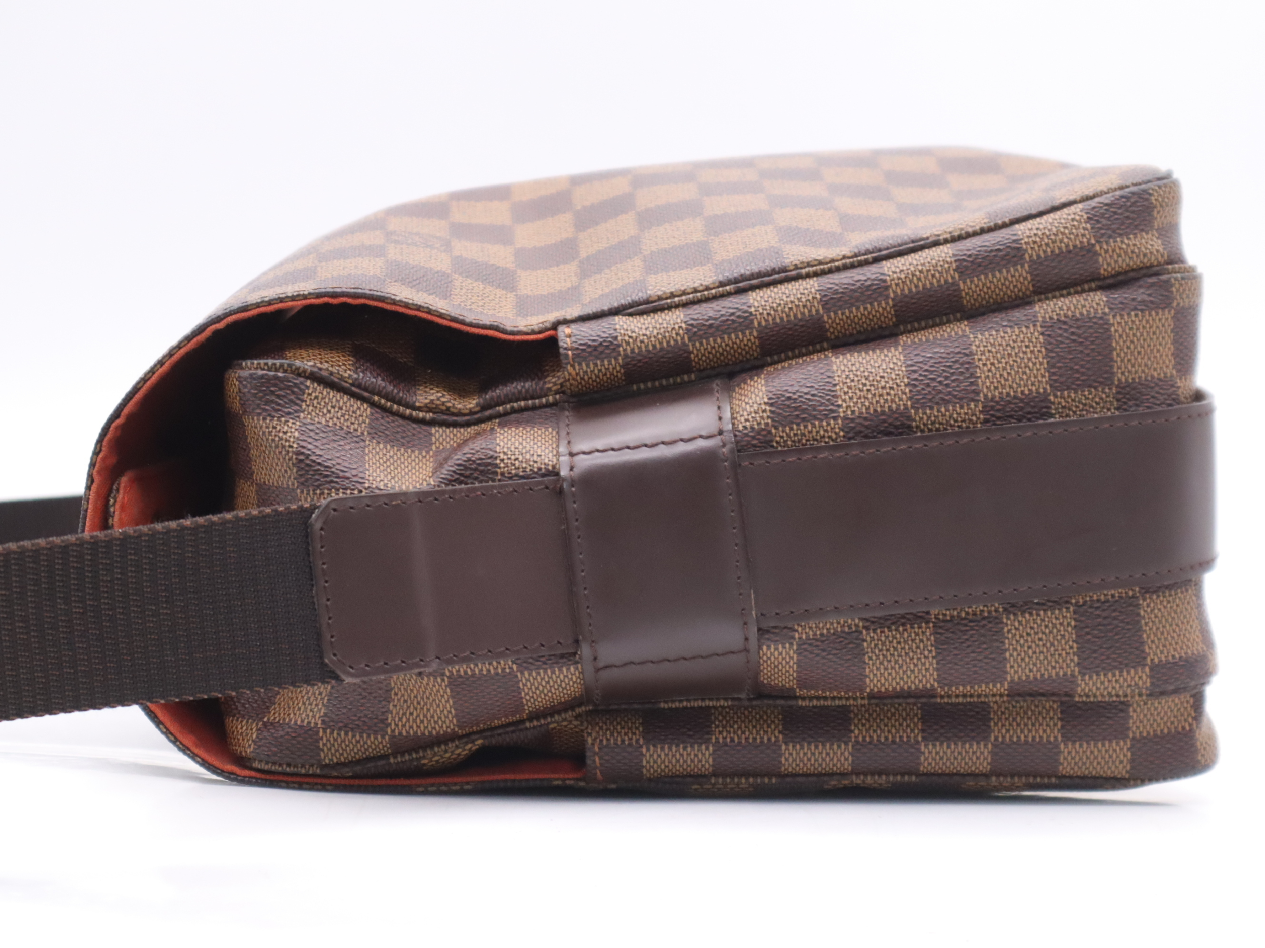 N45255 Damier Naviglio Shoulder Bag — view 3
