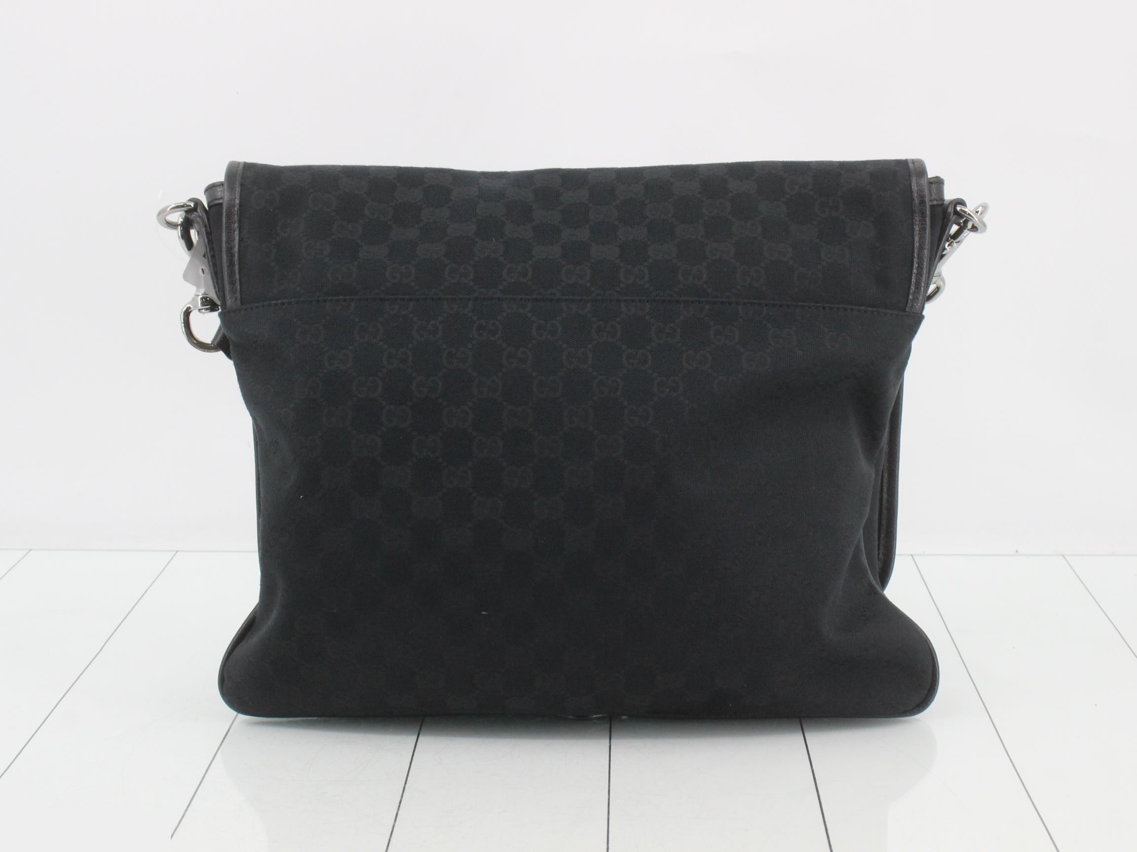 GG Canvas Shoulder Bag — view 2