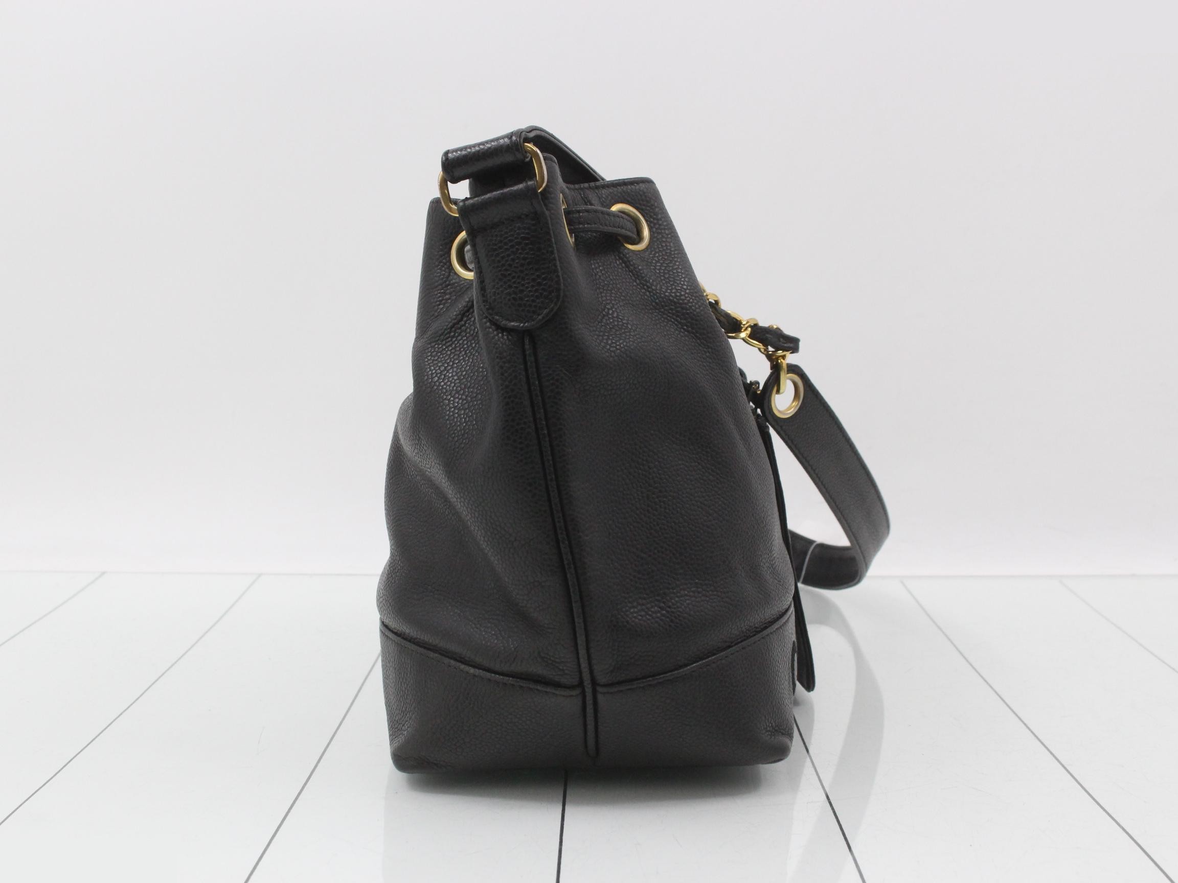 Caviar skin chain shoulder bag — view 4
