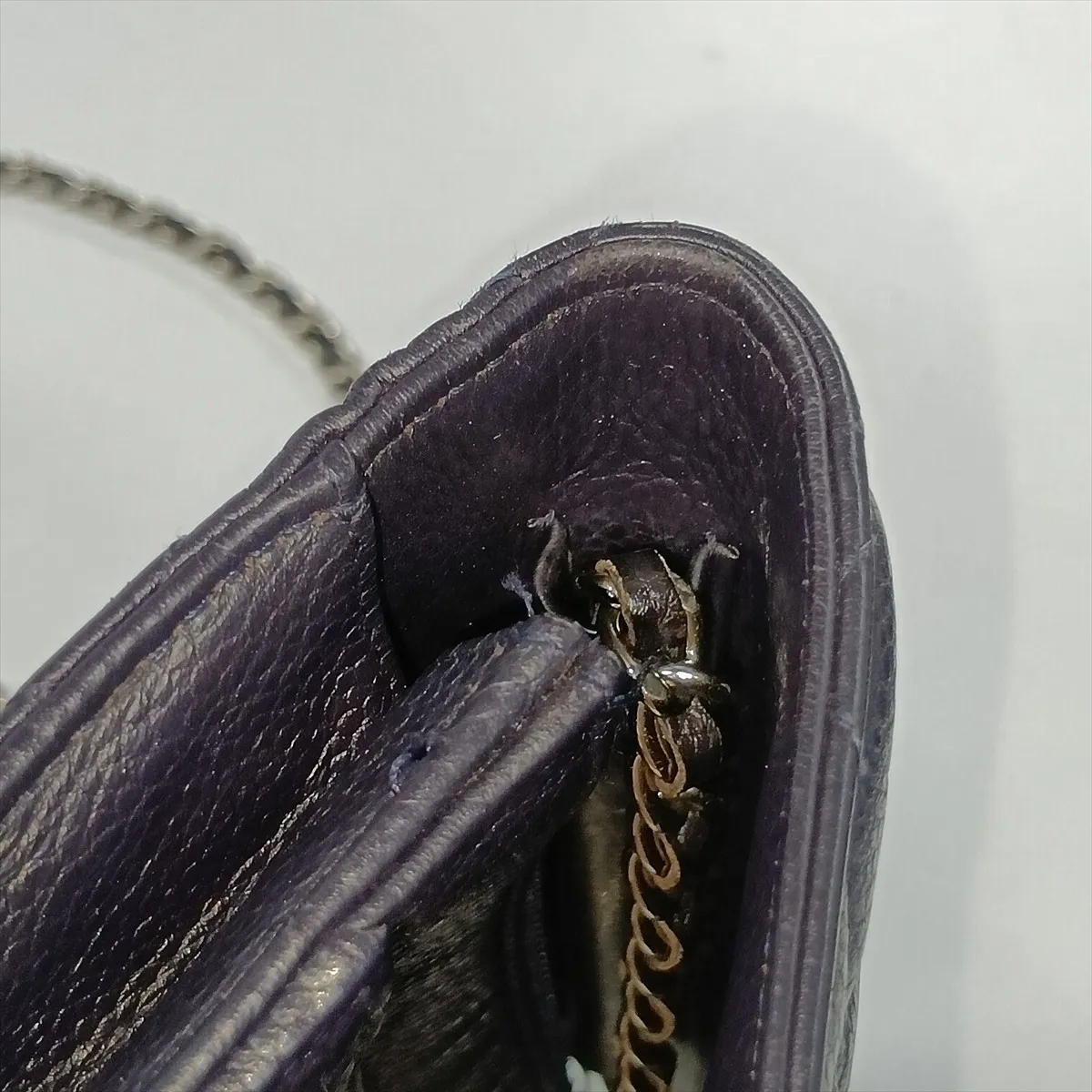 Matelassé Caviar Skin Chain Wallet, Navy, Silver Hardware, 18521552, Serial Number 18 — view 13
