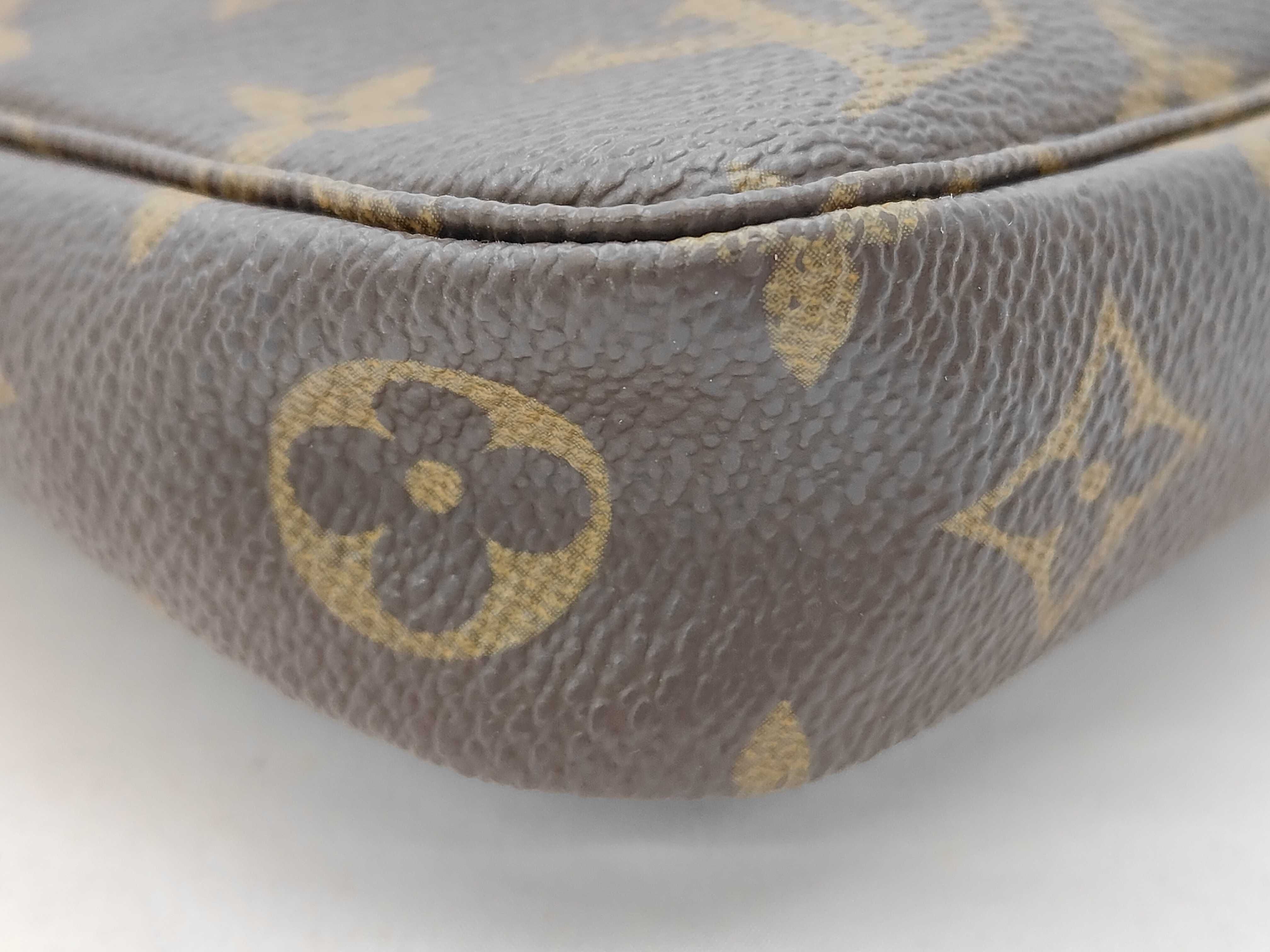 Monogram Accessoires Shoulder Bag — view 6