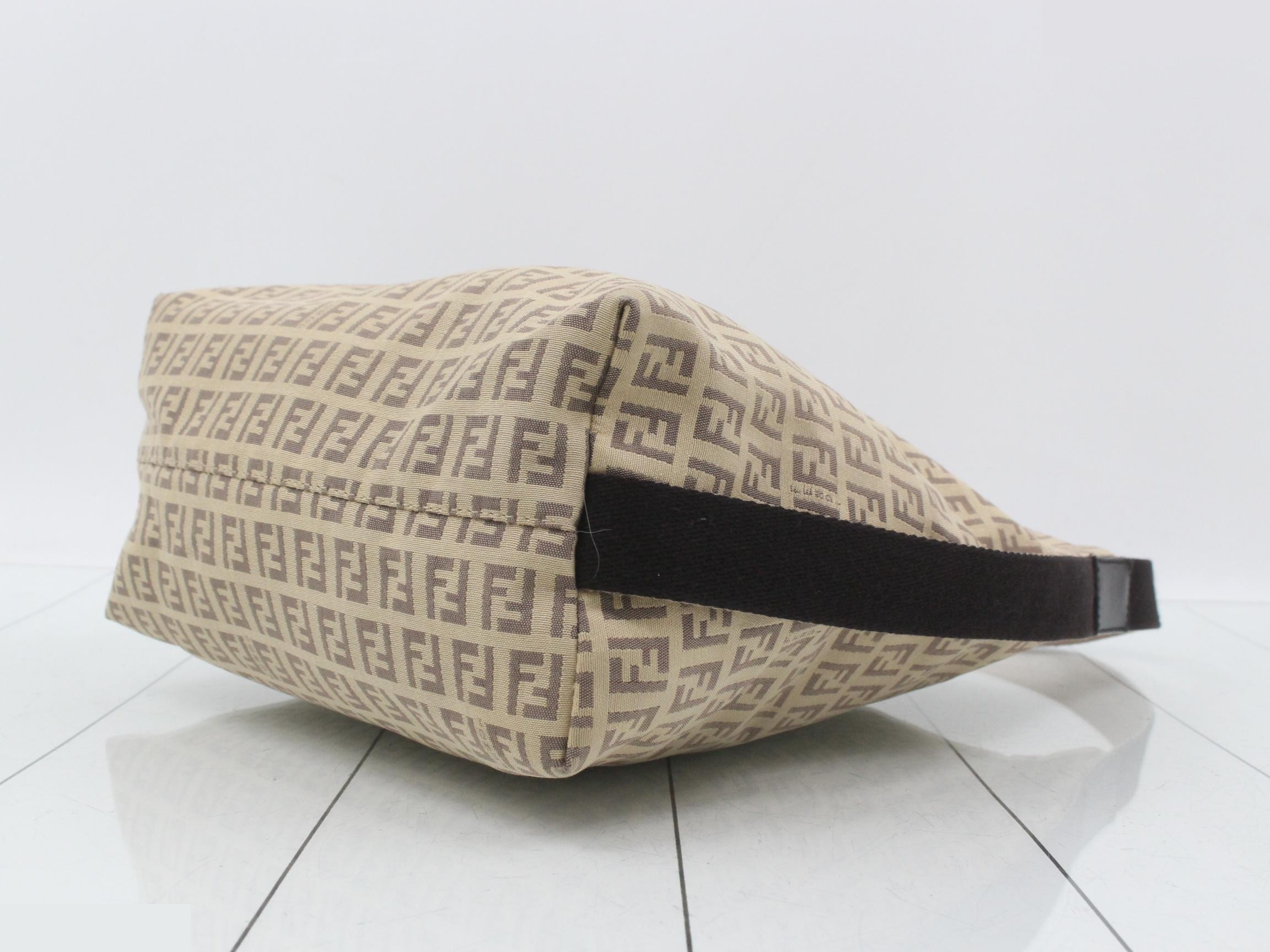 Zucchino Shoulder Bag — view 6
