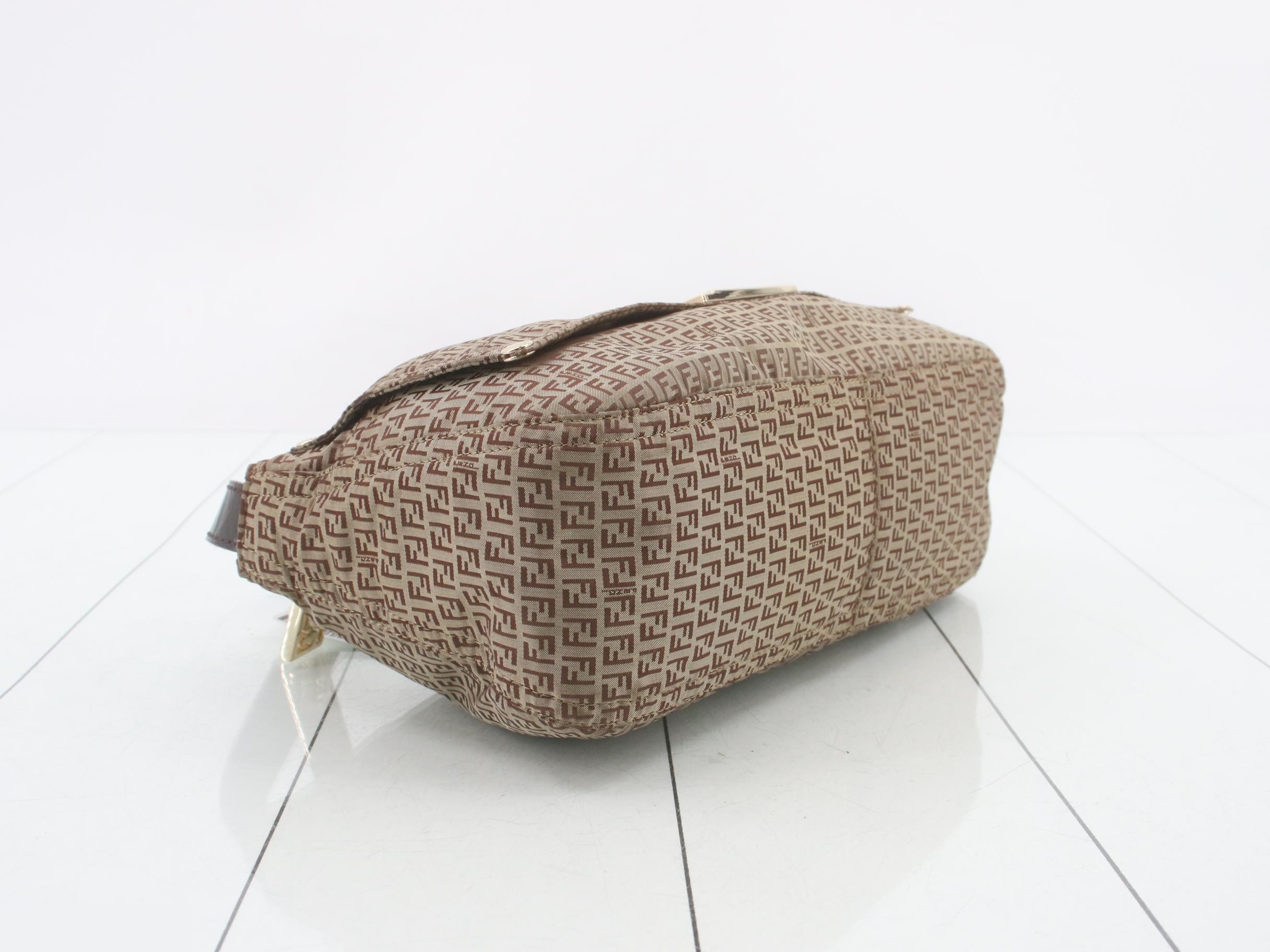 Zucchino Mamma Bucket Shoulder Bag — view 5