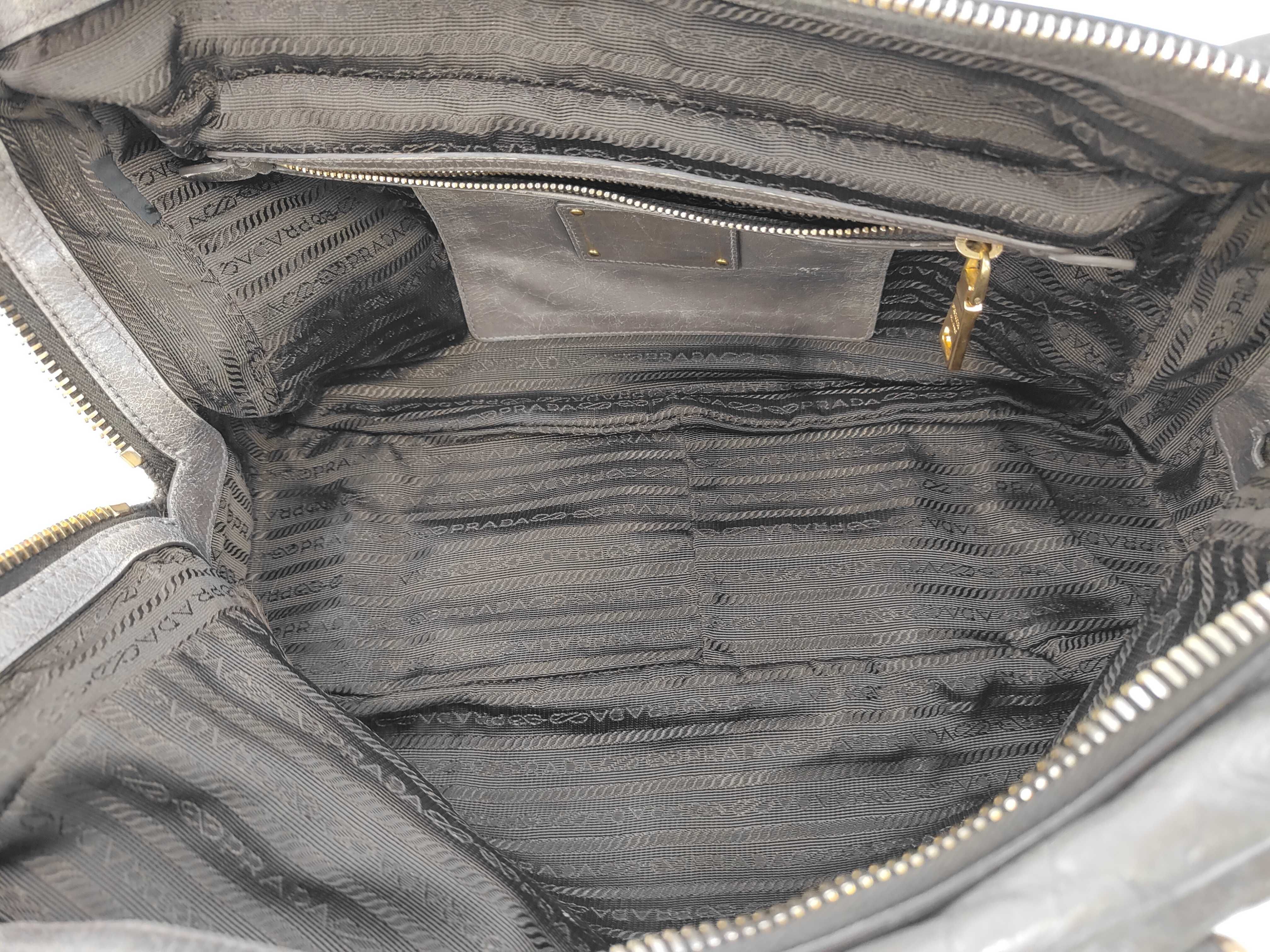 Vitello Shine Tote Bag (Handbag) — view 10