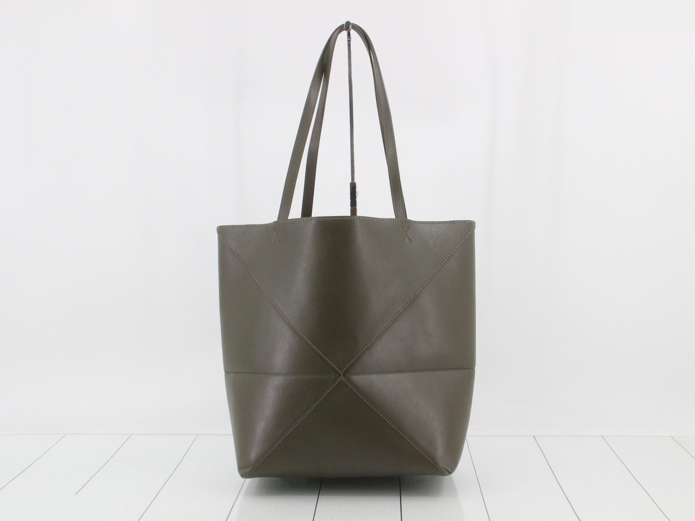 Puzzlefold Tote Medium Leather Tote Bag, Khaki — view 2
