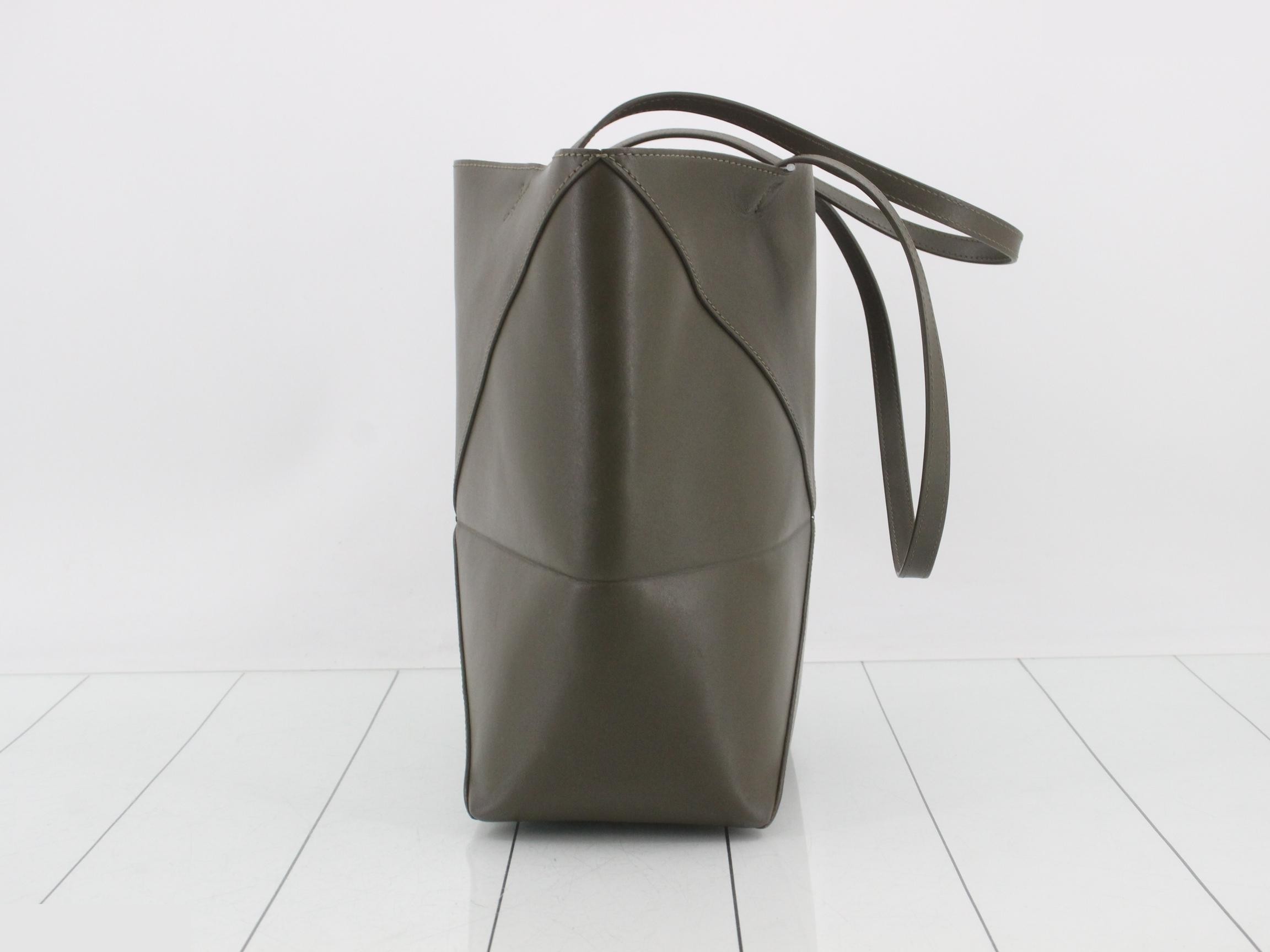 Puzzlefold Tote Medium Leather Tote Bag, Khaki — view 4