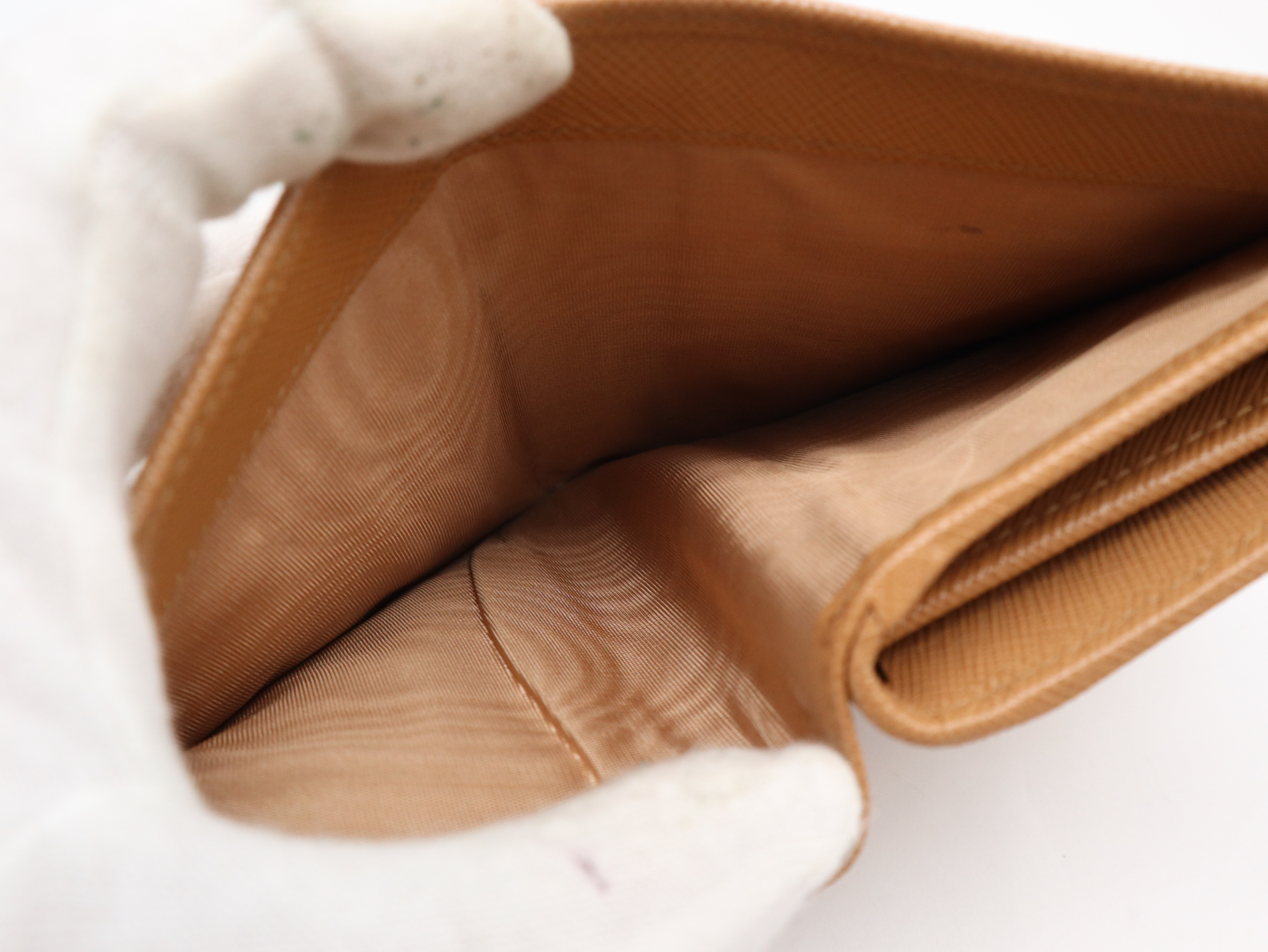 1ML018 Saffiano Bi-fold Wallet, Light Brown — view 9