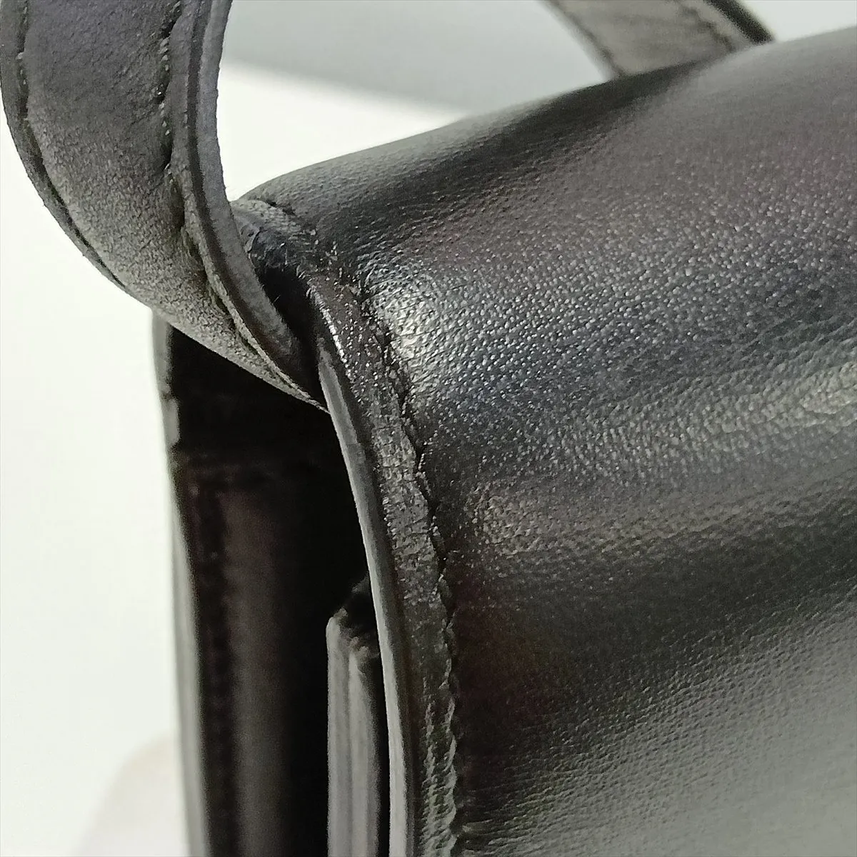Classic Box Leather Shoulder Bag, Black — view 10