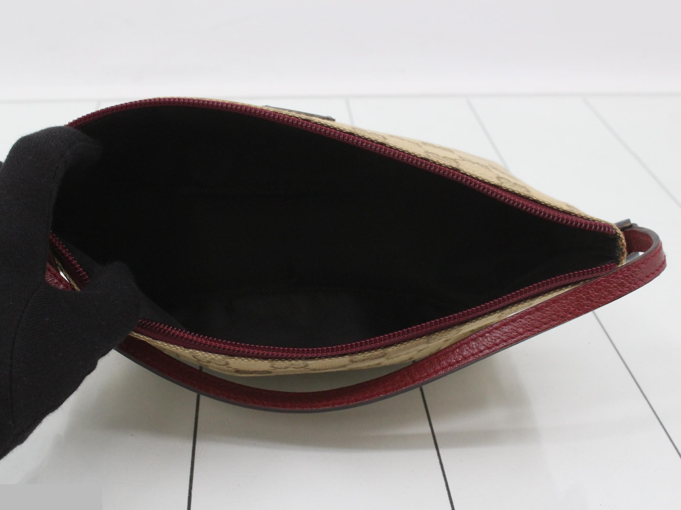 GG Canvas (Bag) - Shoulder Bag — view 4