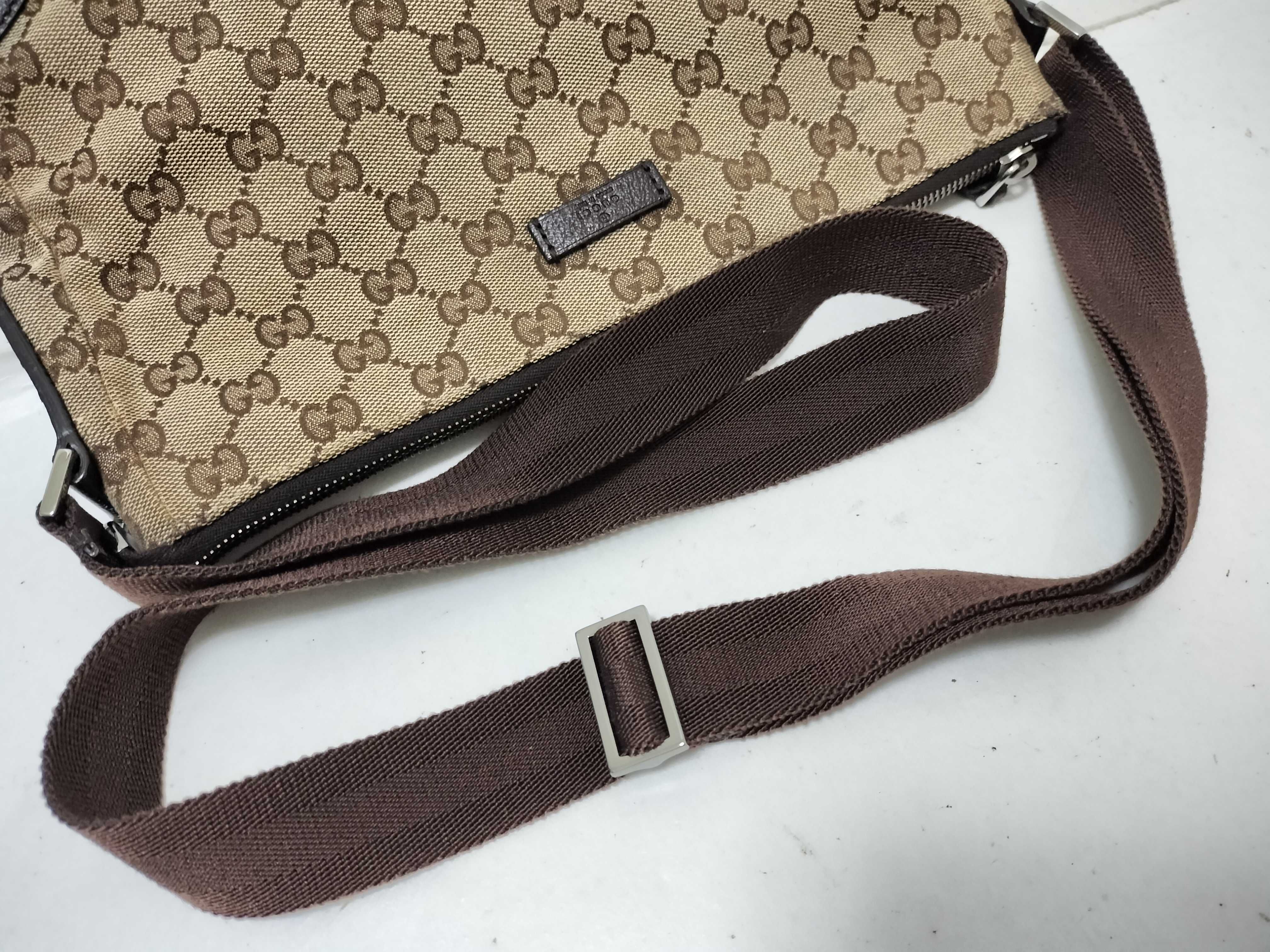 GG Canvas Shoulder Bag, Brown, GG Canvas, 114273 001998 (Shoulder Bag) — view 3