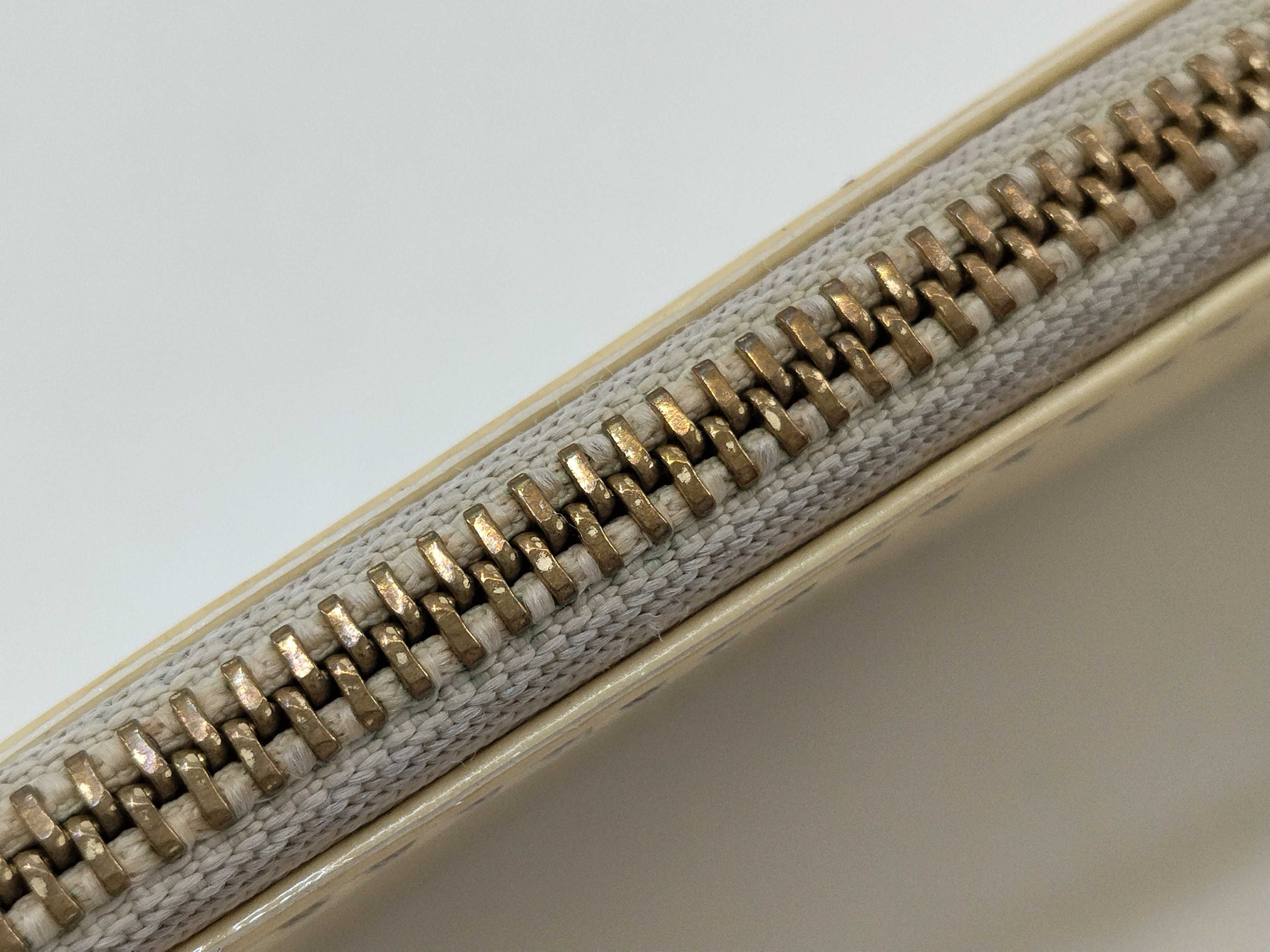Vernis Louis Vuitton Vernis Pochette Clé Coin Case M91348 CA2077 Coin Case — view 8