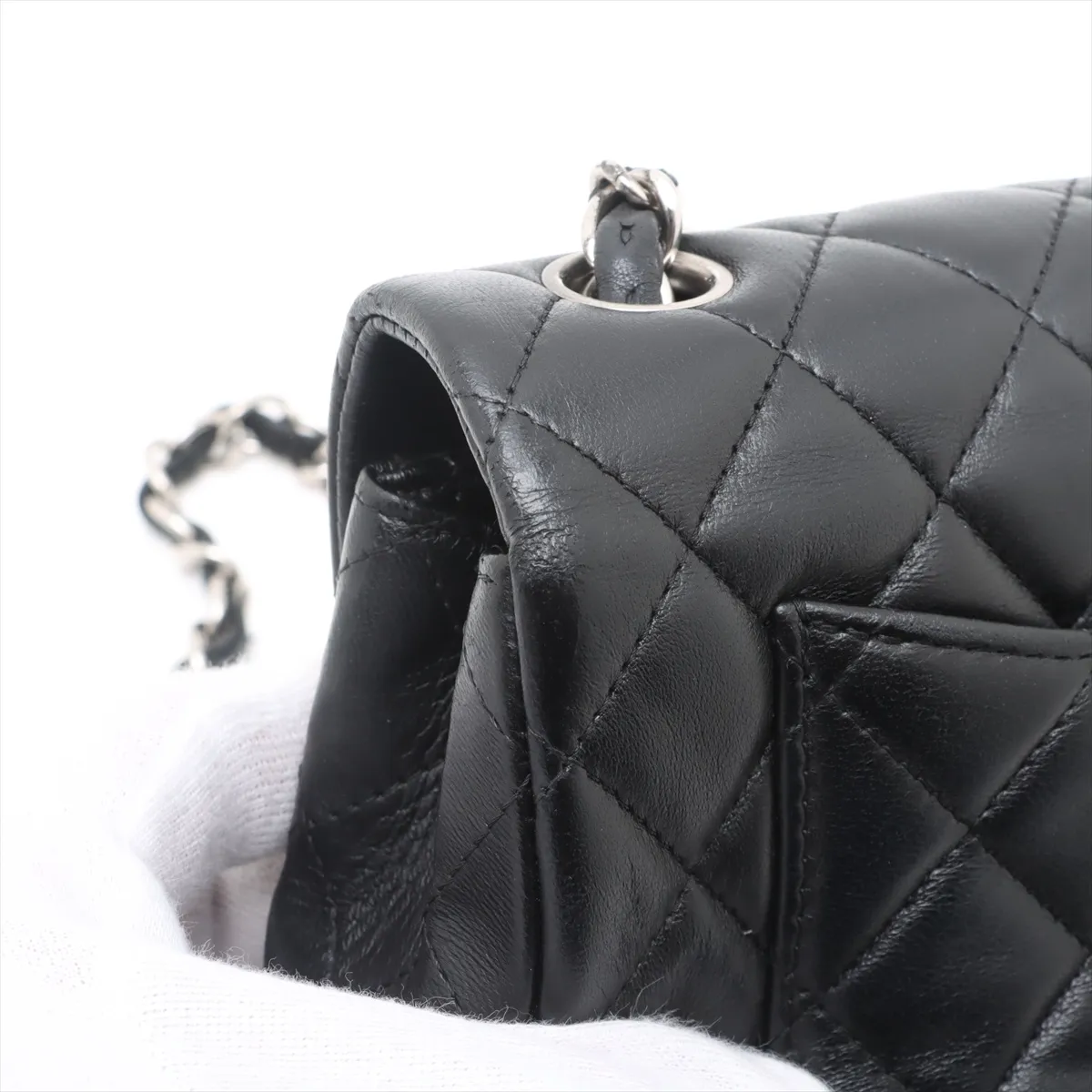 Mini Matelasse 20 Lambskin Single Flap Single Chain Bag Black Silver Hardware A69900 — view 15