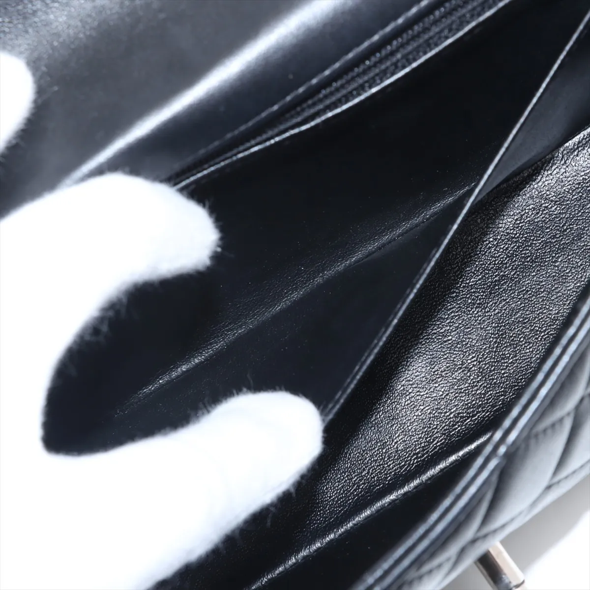 Mini Matelasse 20 Lambskin Single Flap Single Chain Bag Black Silver Hardware A69900 — view 8