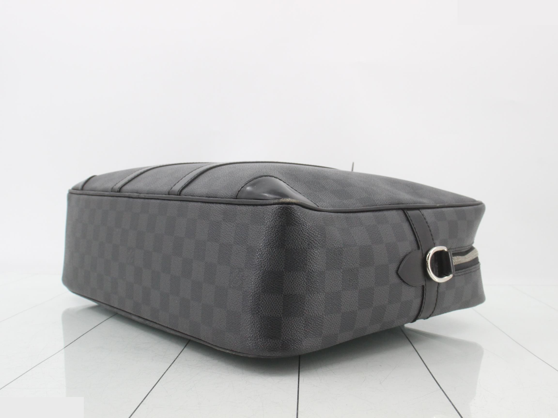 Graphite Voyage GM — view 6