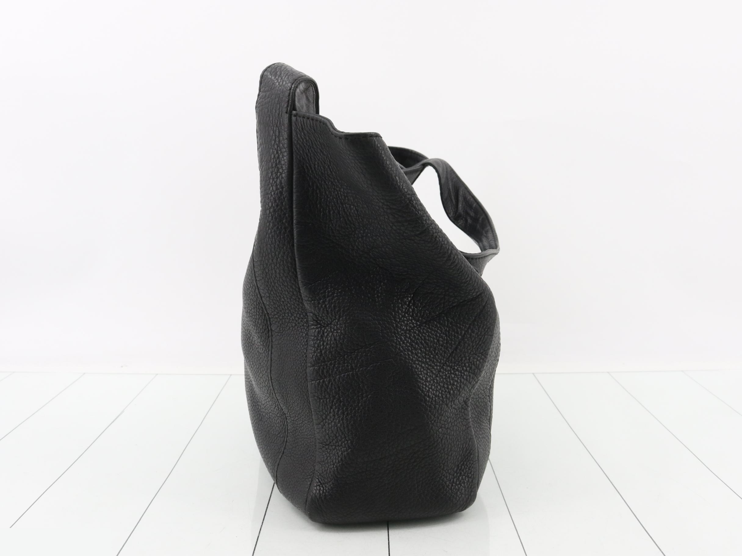 Horsebit Shoulder Bag — view 4