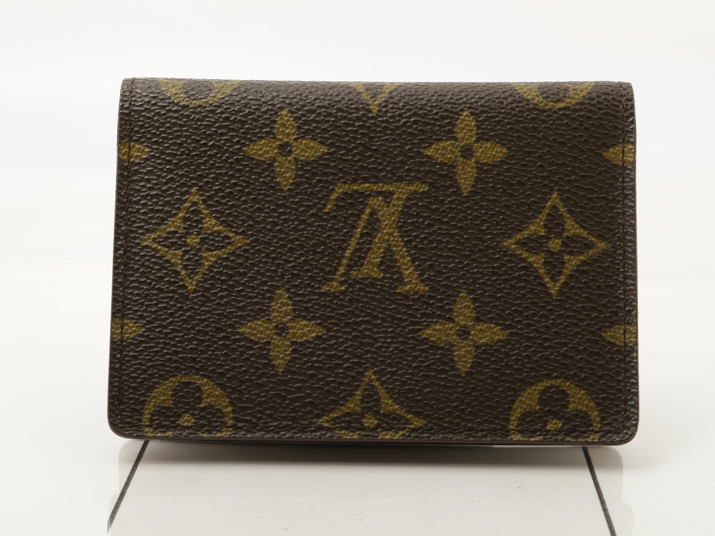 Porte II Cartes Vertical Monogram Pass Case — view 2