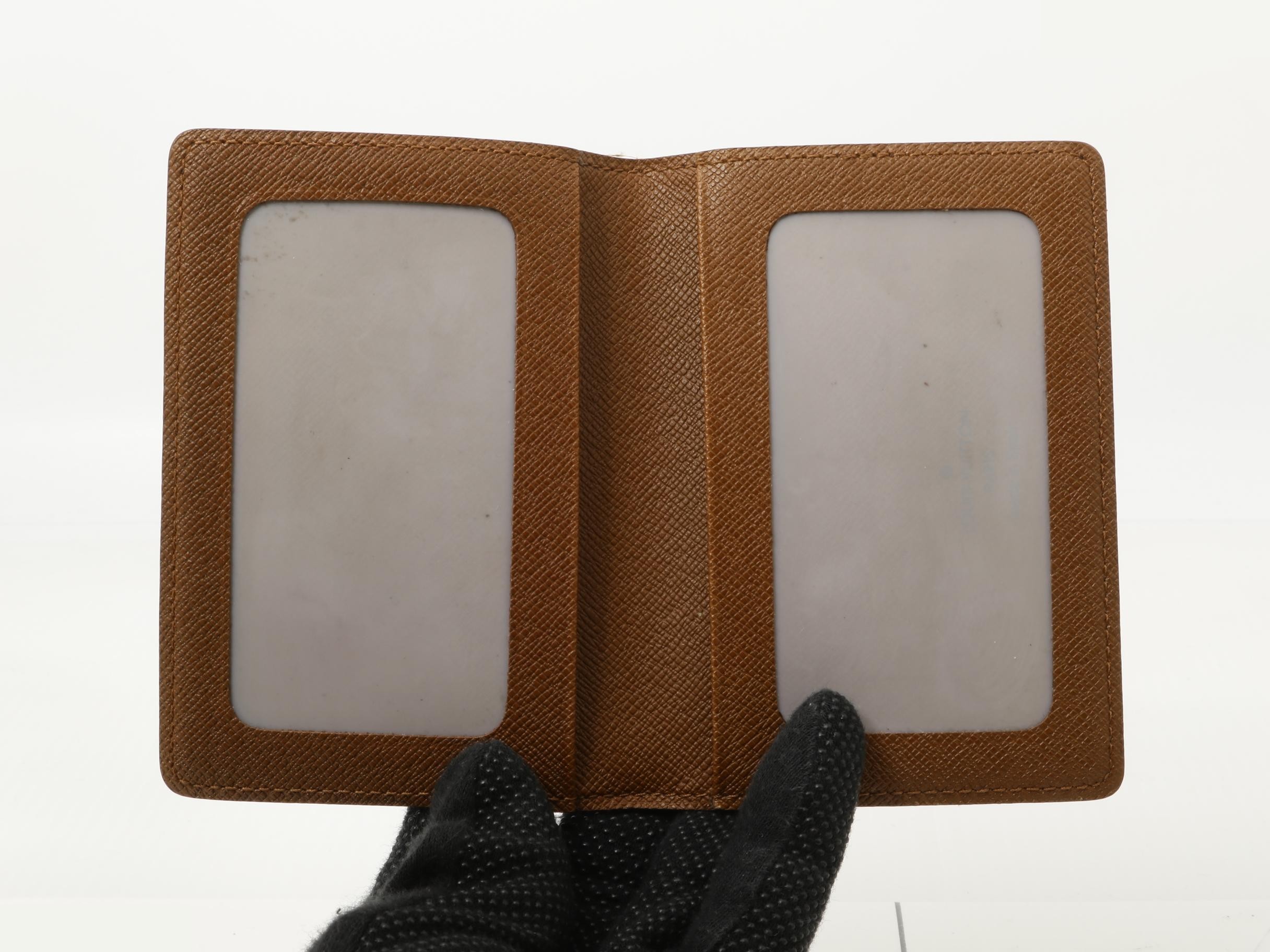 Porte II Cartes Vertical Monogram Pass Case — view 4