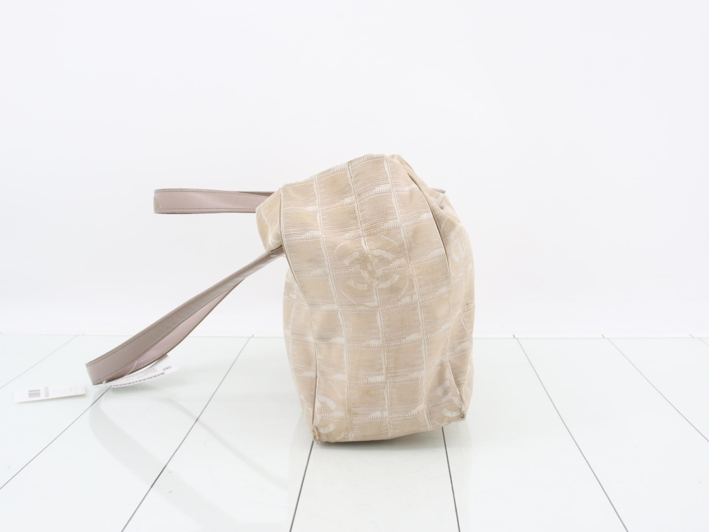 handbag — view 3