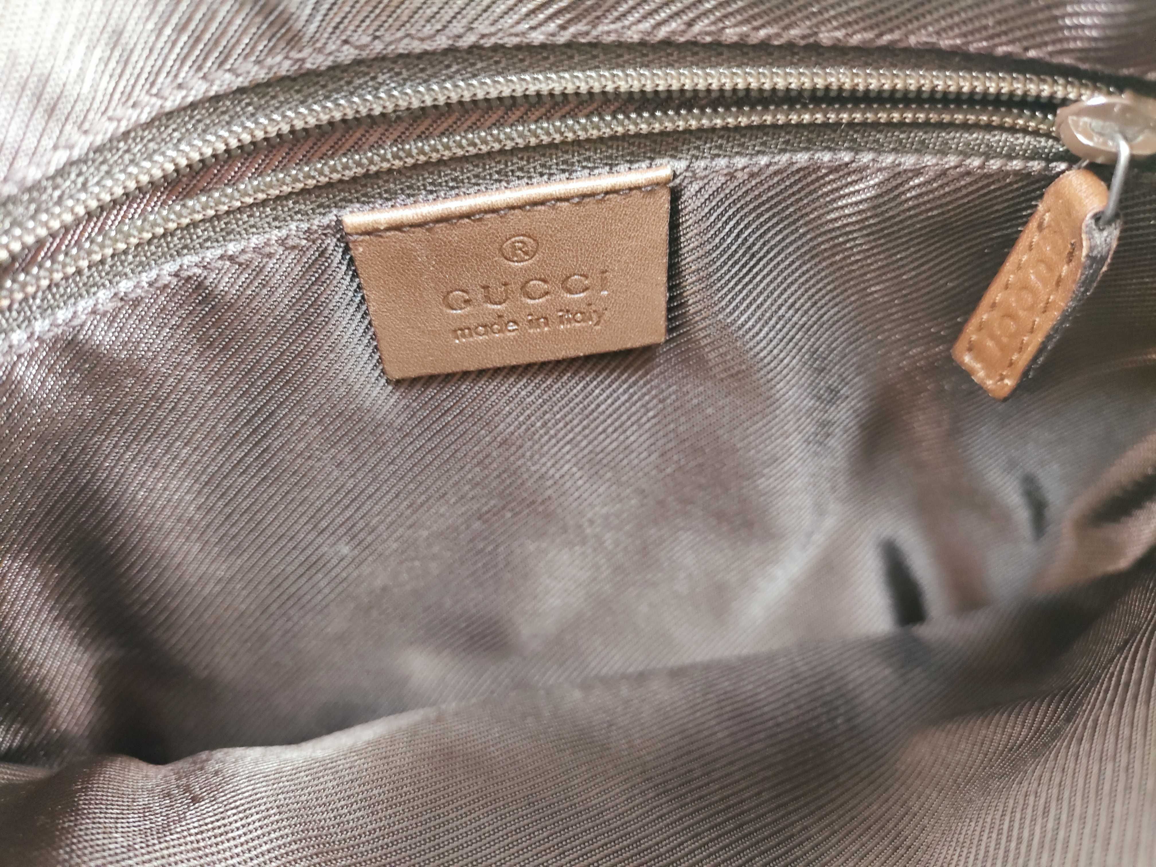GG Canvas Handbag — view 11