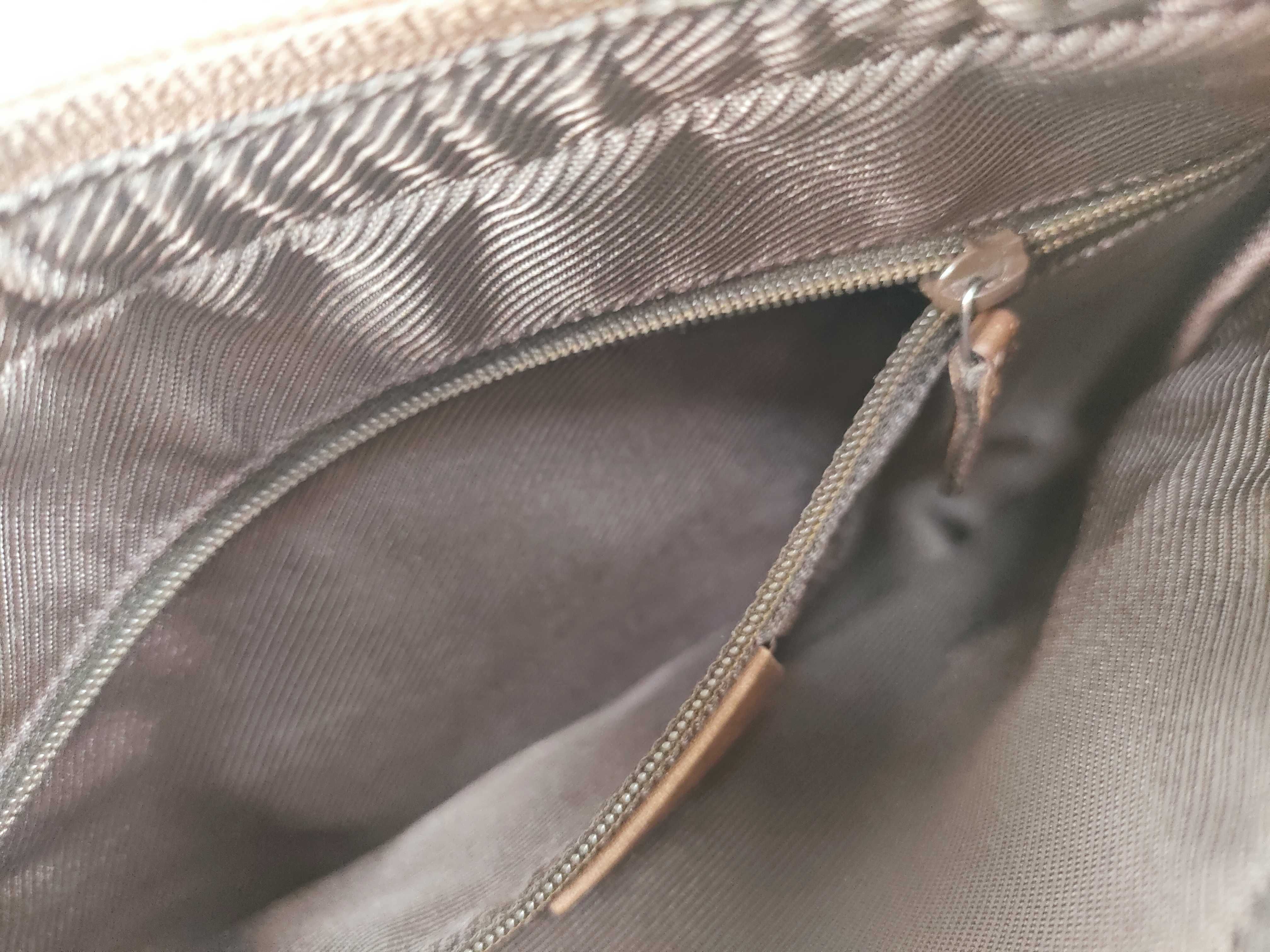 GG Canvas Handbag — view 12