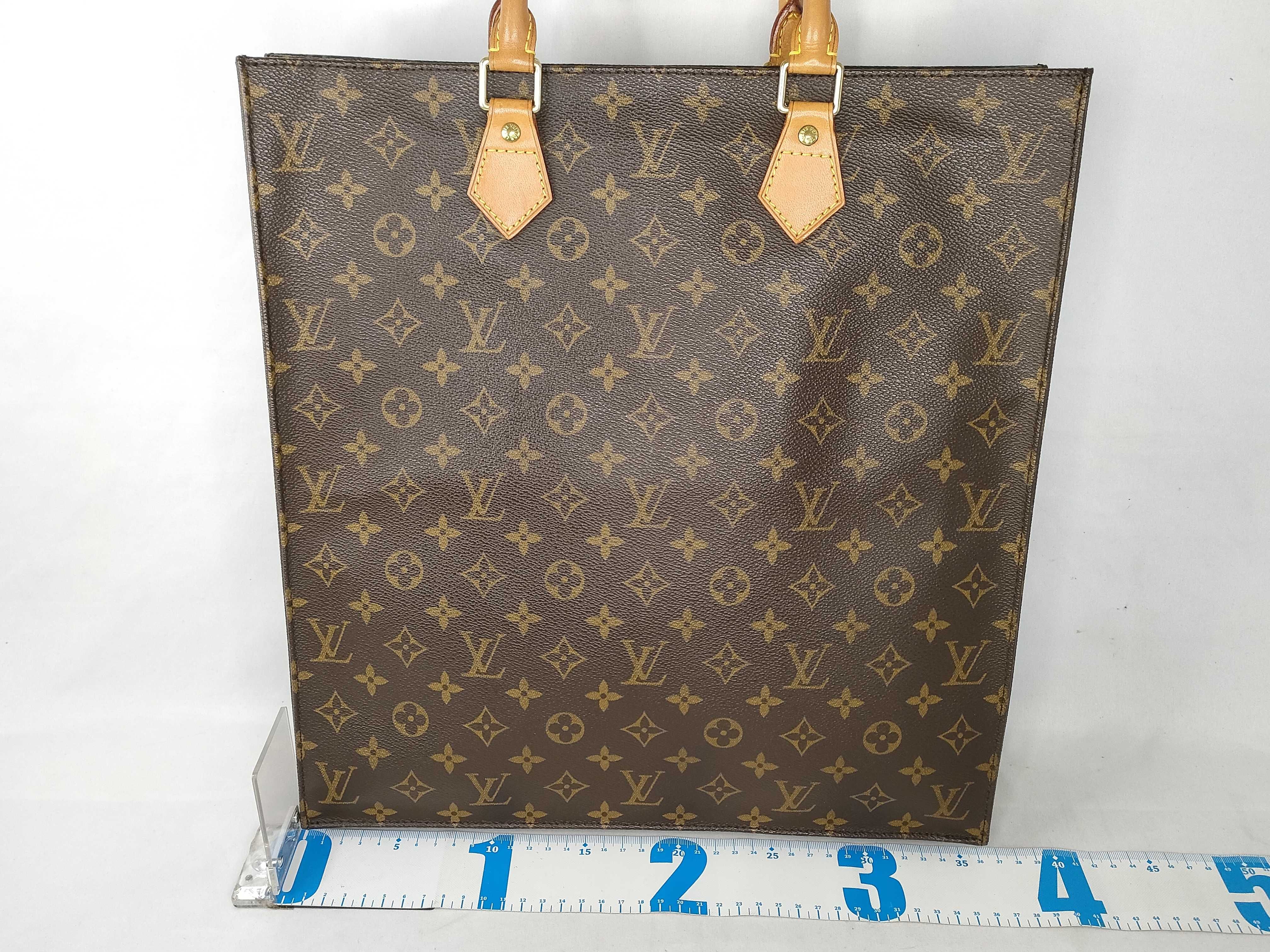 Monogram / Monogram / Sac Plat (older model) — view 2