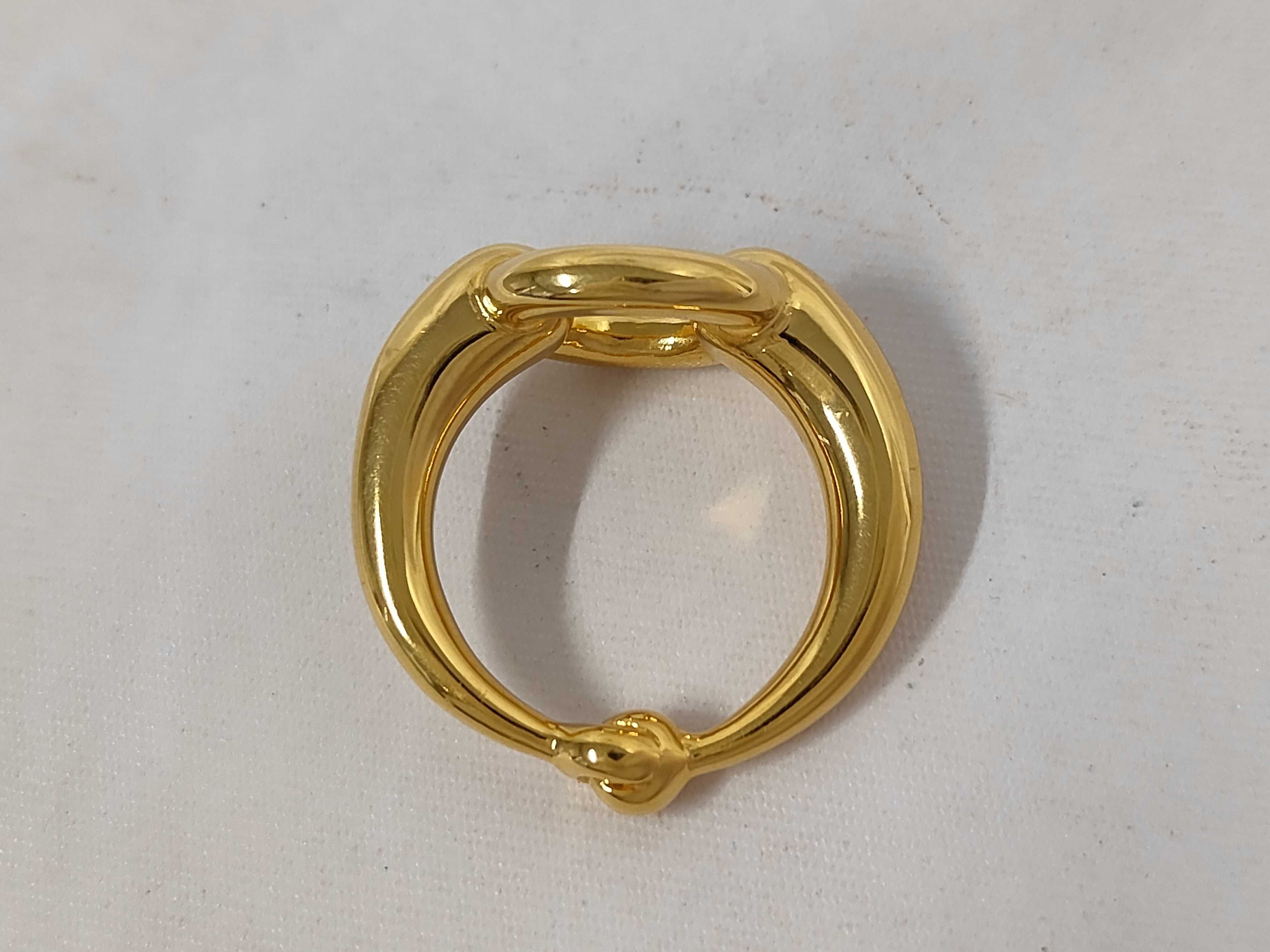 scarf, ring, and other accessories — view 4