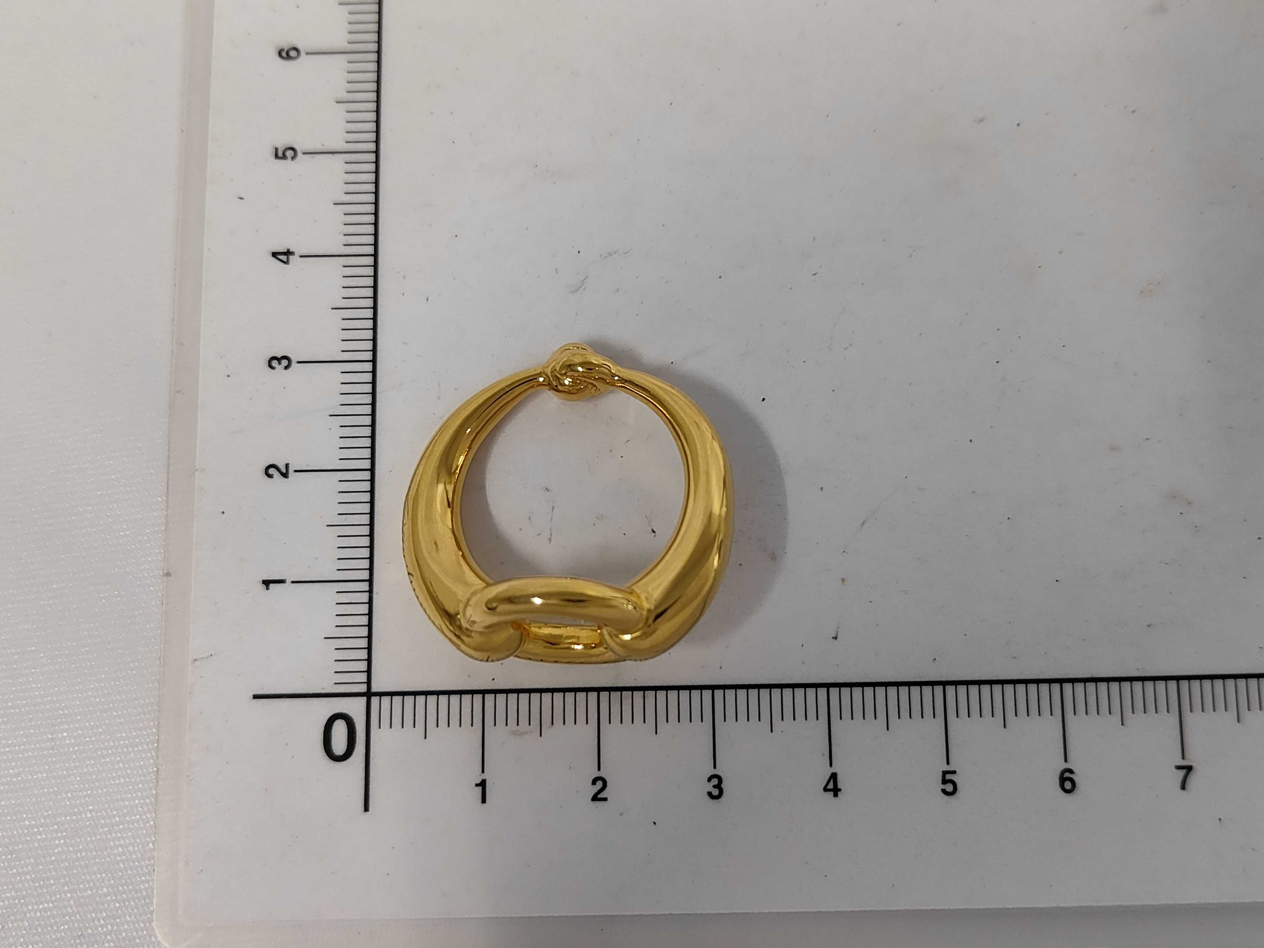 scarf, ring, and other accessories — view 7