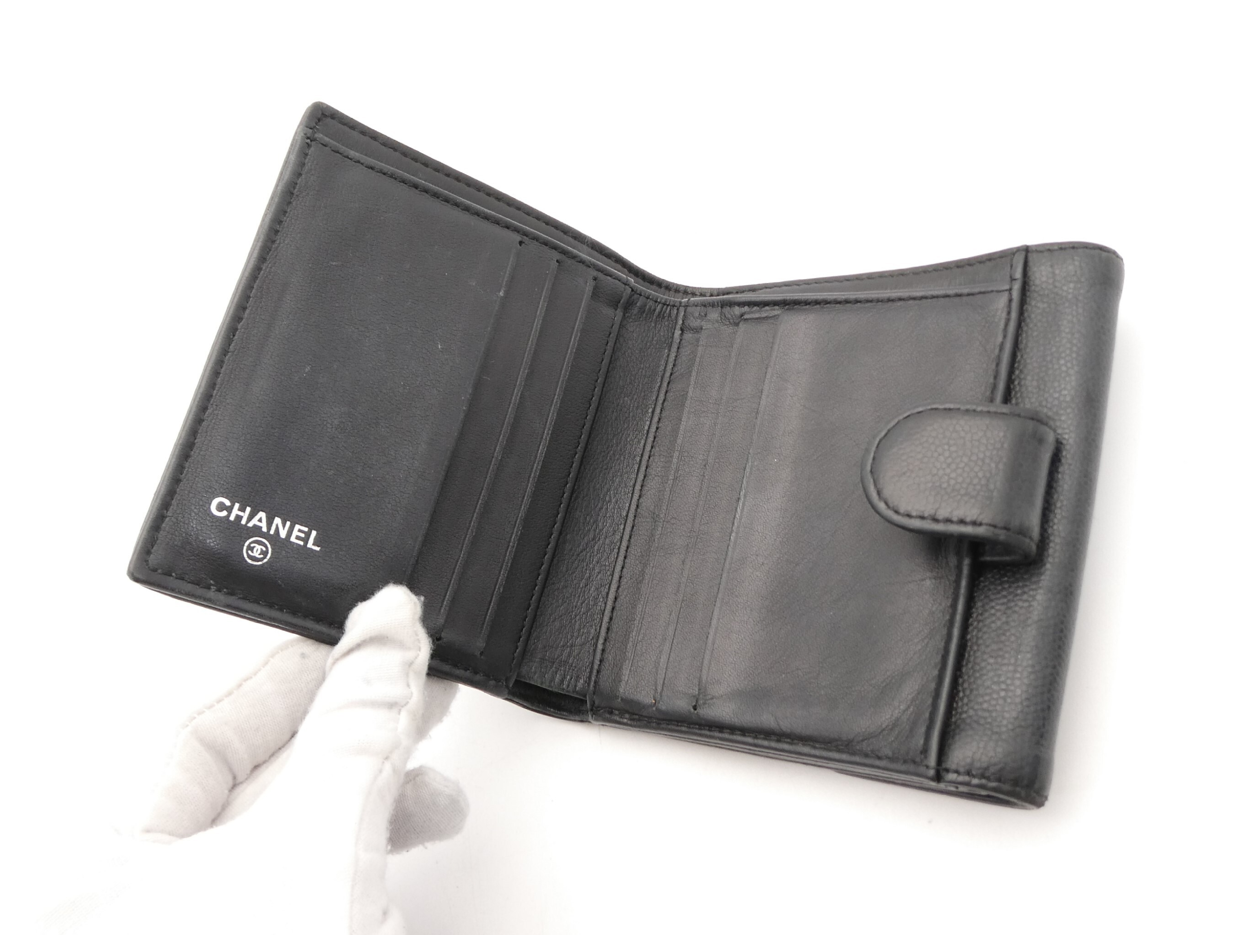 Caviar Skin Coco Mark Bi-fold Wallet — view 6