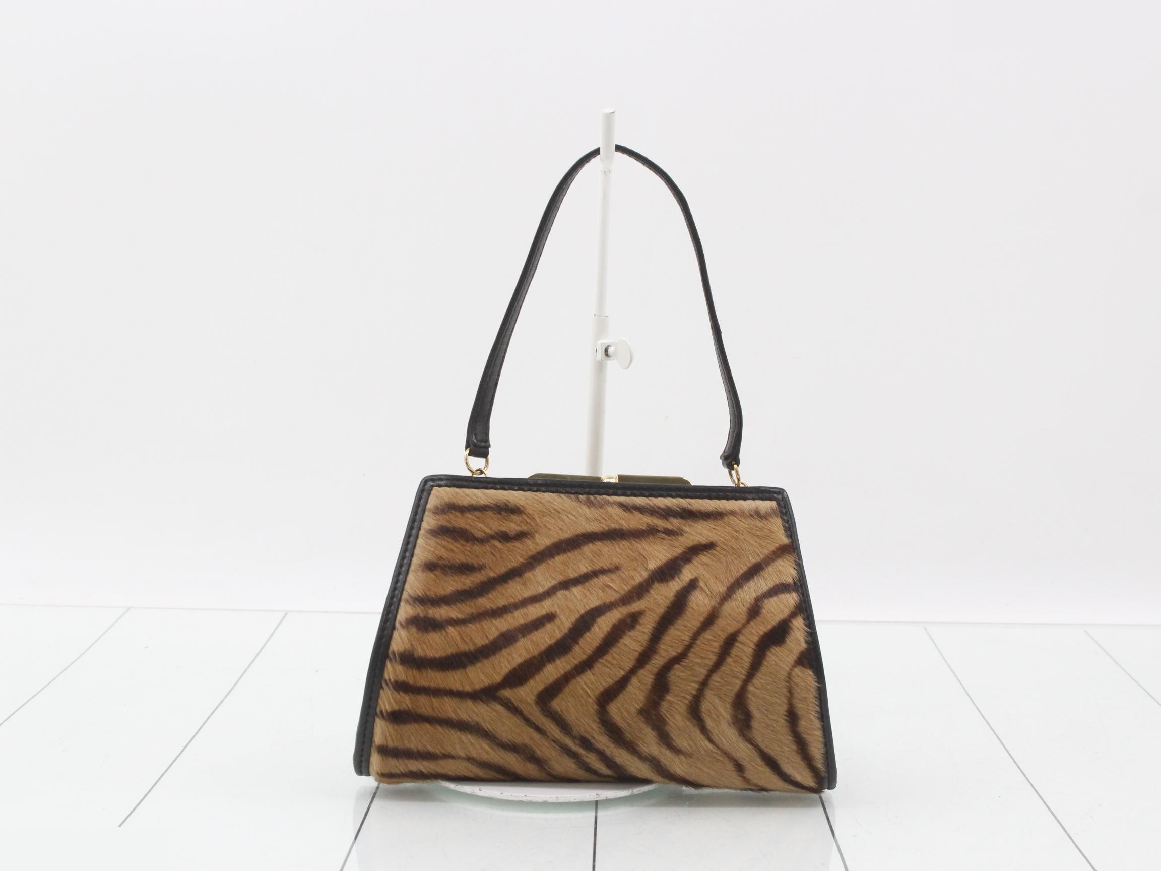 Calfskin coin purse, other line bags/handbags, with dust bag. — view 2