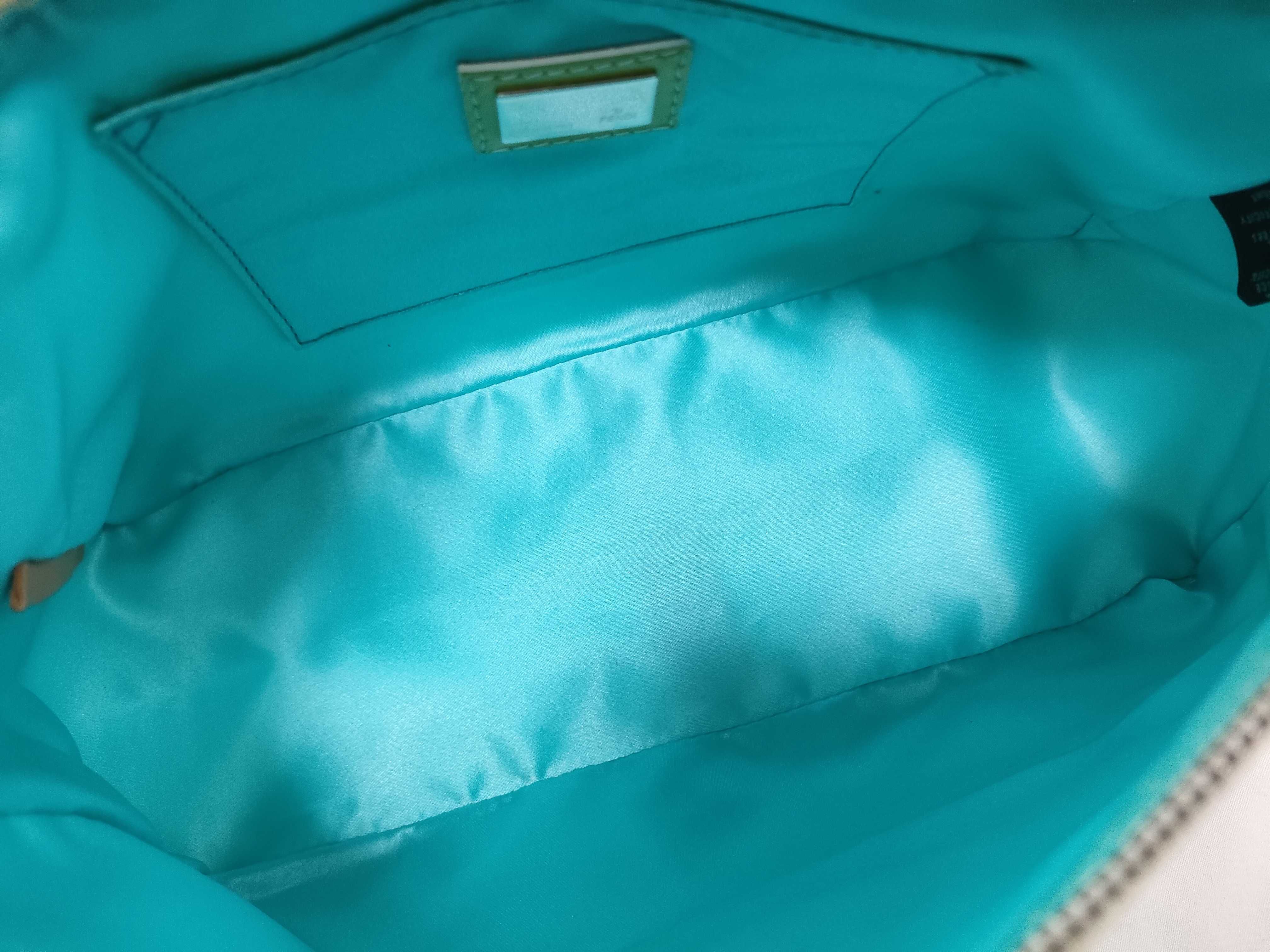 Zucca One-Shoulder Bag — view 10