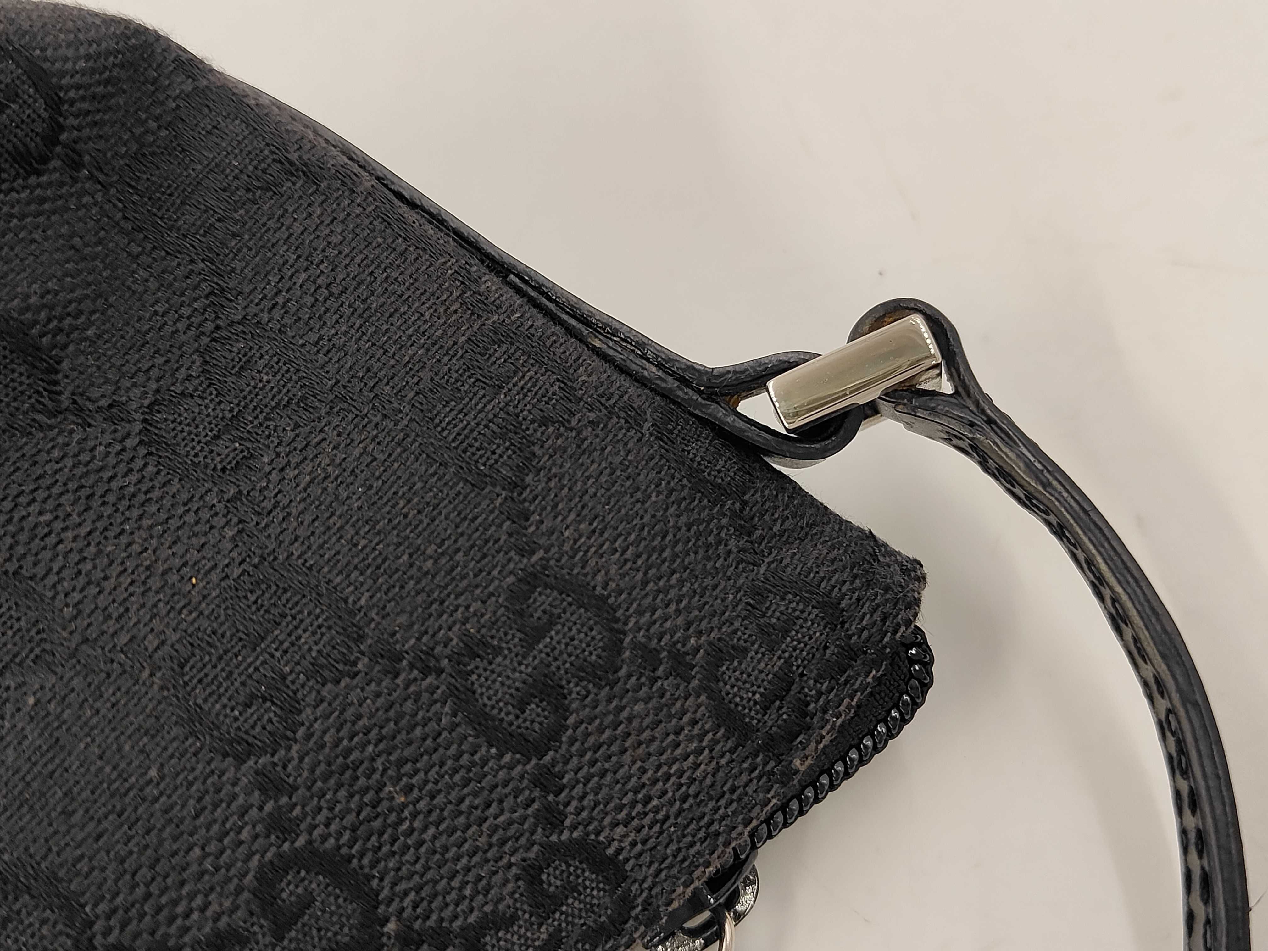 GG Canvas Hand Pouch, Black, 039.1103 (Pouch) — view 7