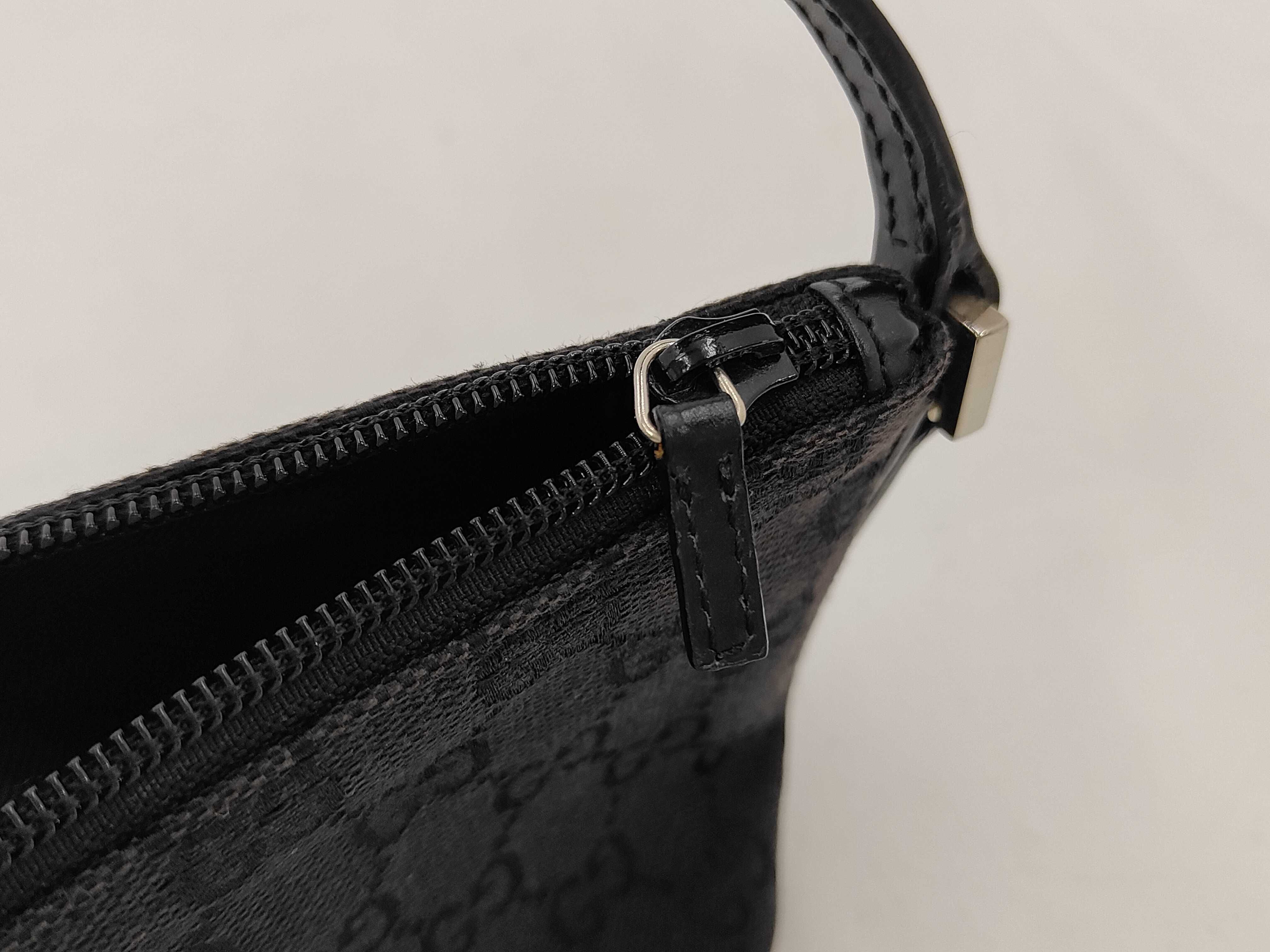 GG Canvas Hand Pouch, Black, 039.1103 (Pouch) — view 10