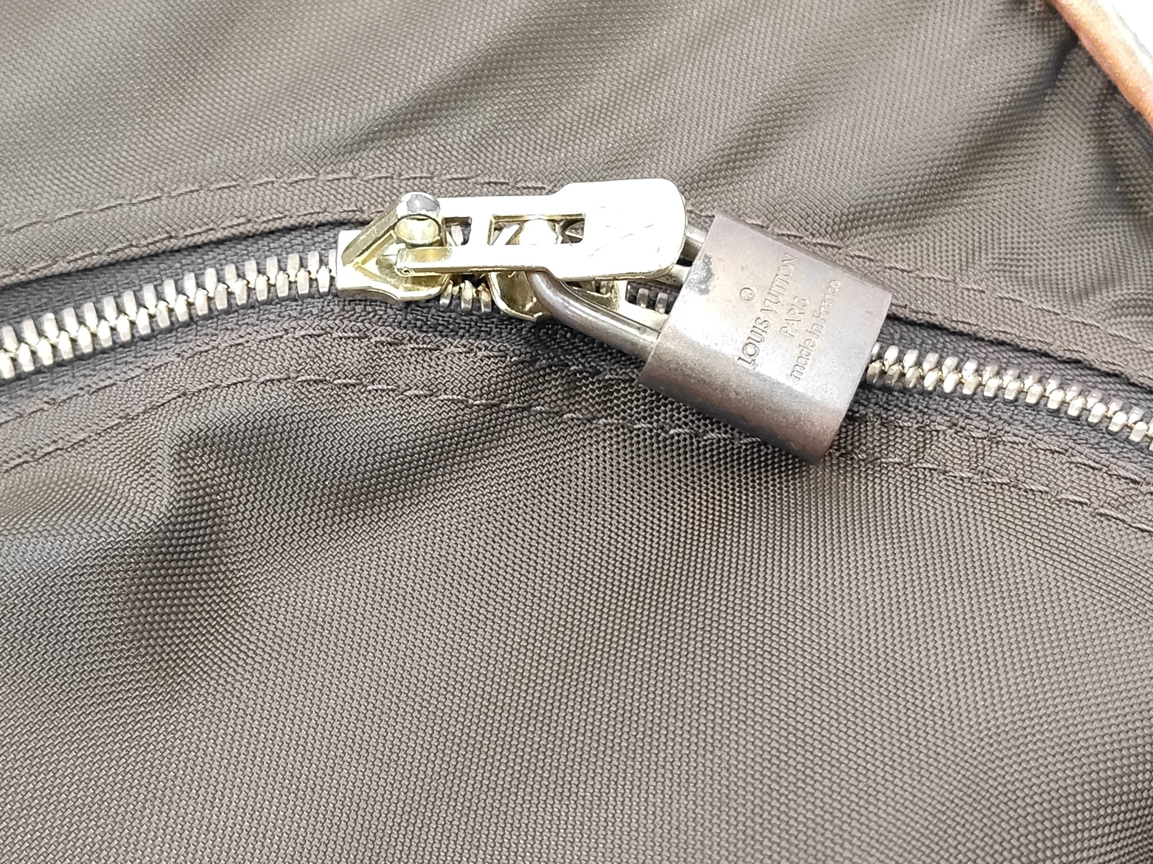 Monogram Portable Cinq Centrée Bag — view 6