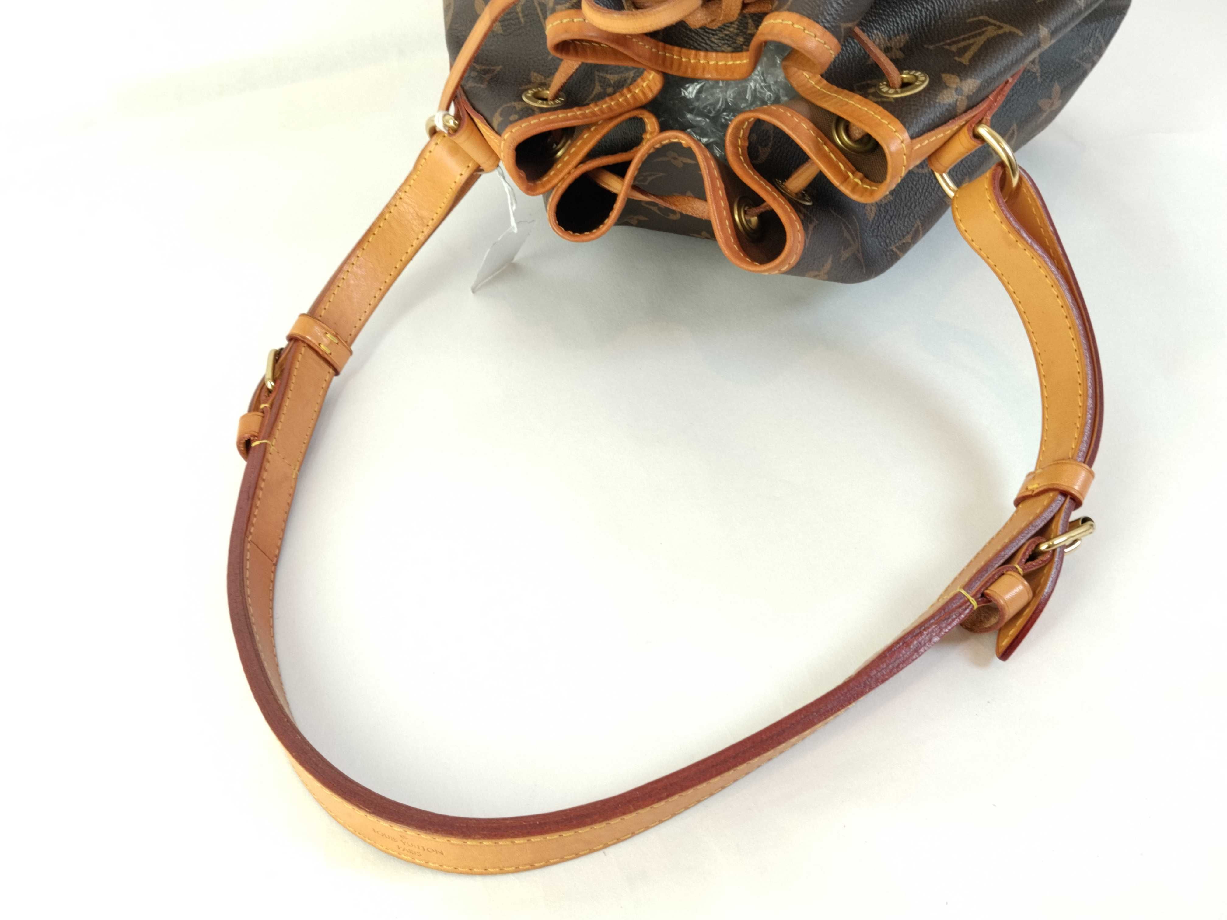 Monogram DU- Monogram Noe M42224 SA4136 Shoulder Bag — view 3