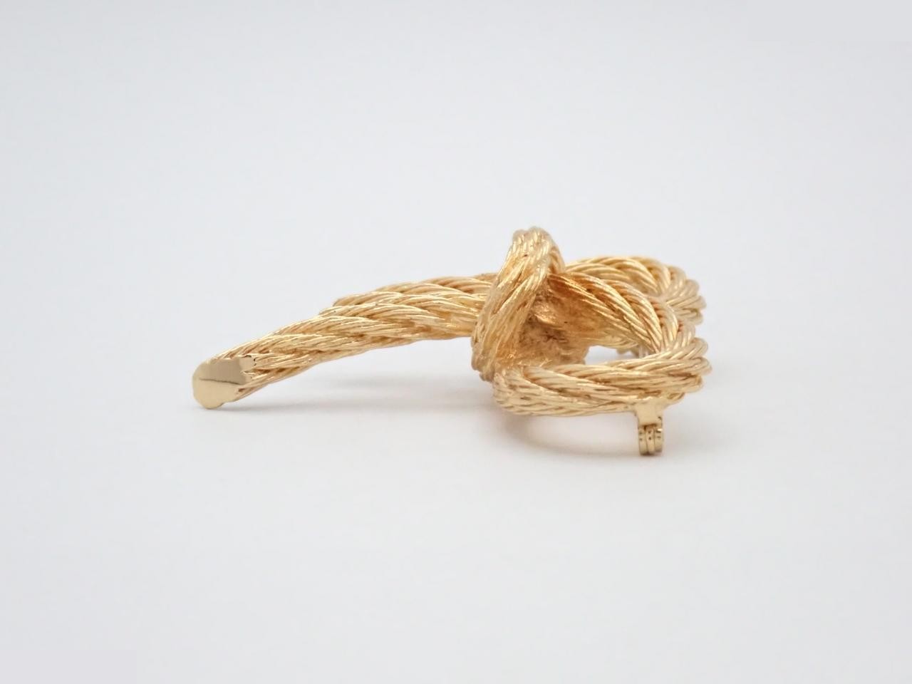 Other lines: Precious metals and brooches — view 3