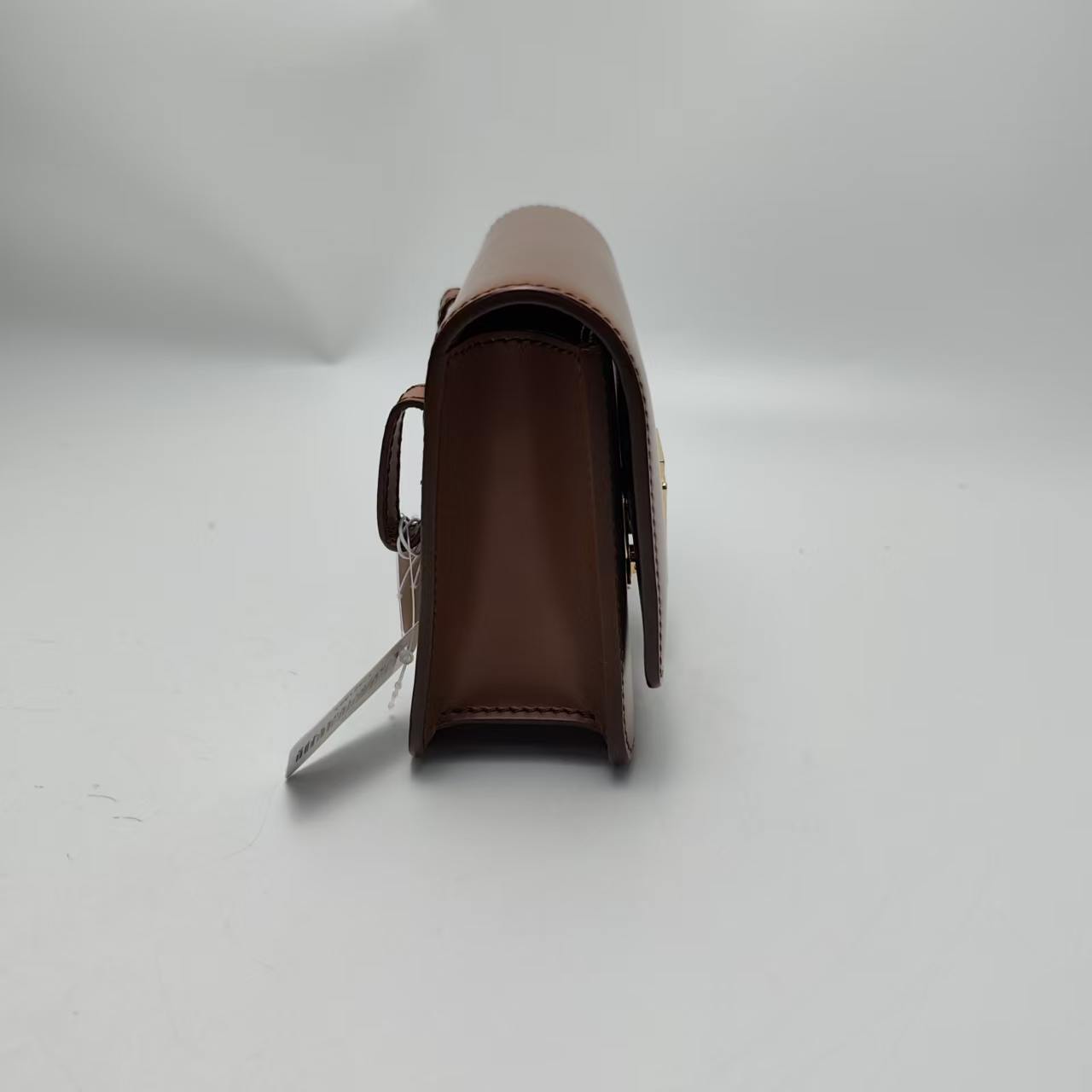 【*Shipped from: China*】BURBERRY Box Leather Shoulder Bag — view 4