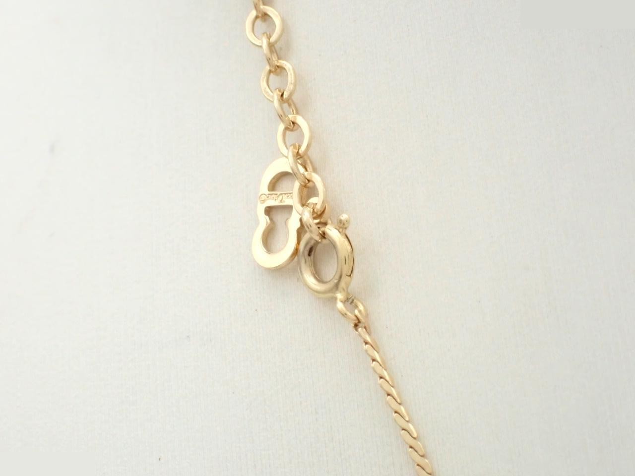 Gold necklace, chain approximately 42cm — view 2