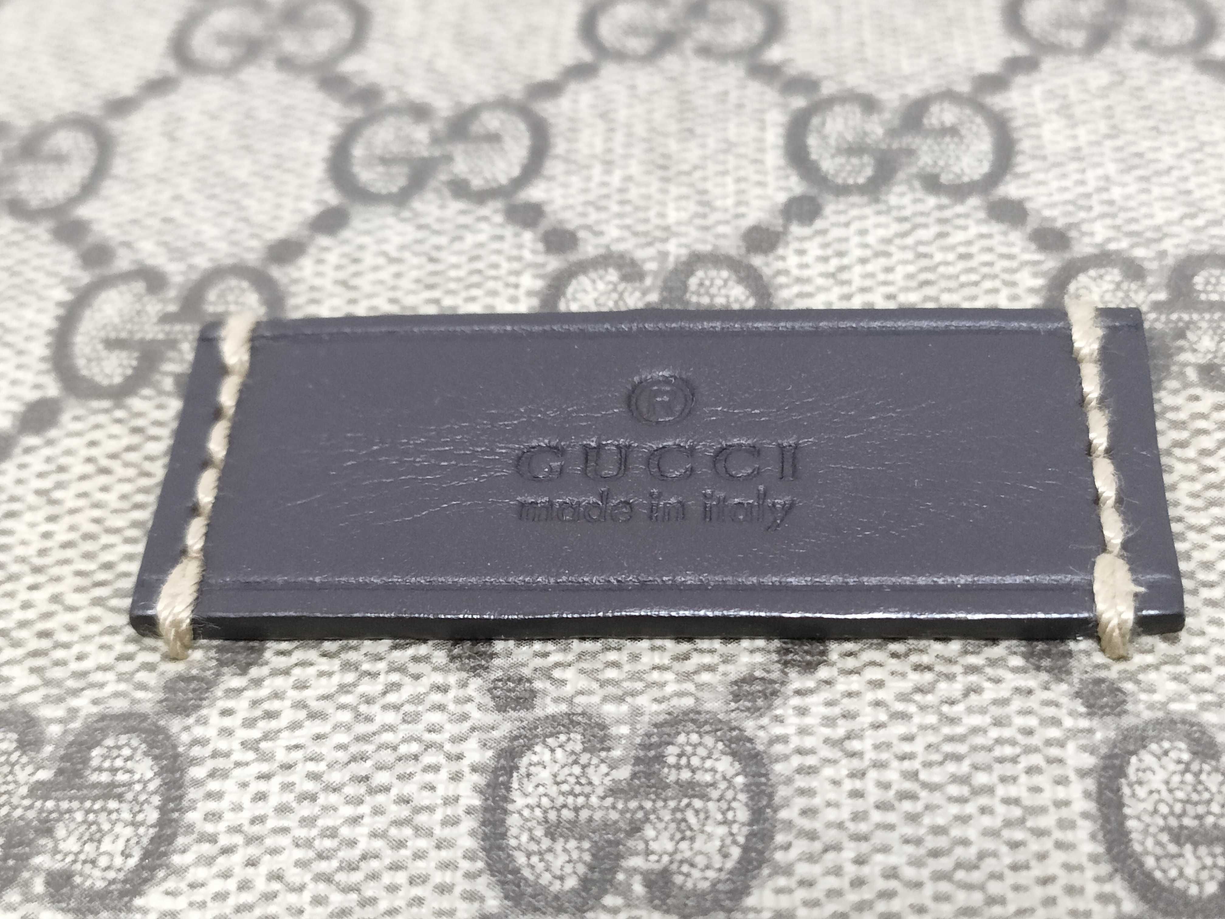 GG Supreme Shoulder Bag — view 13