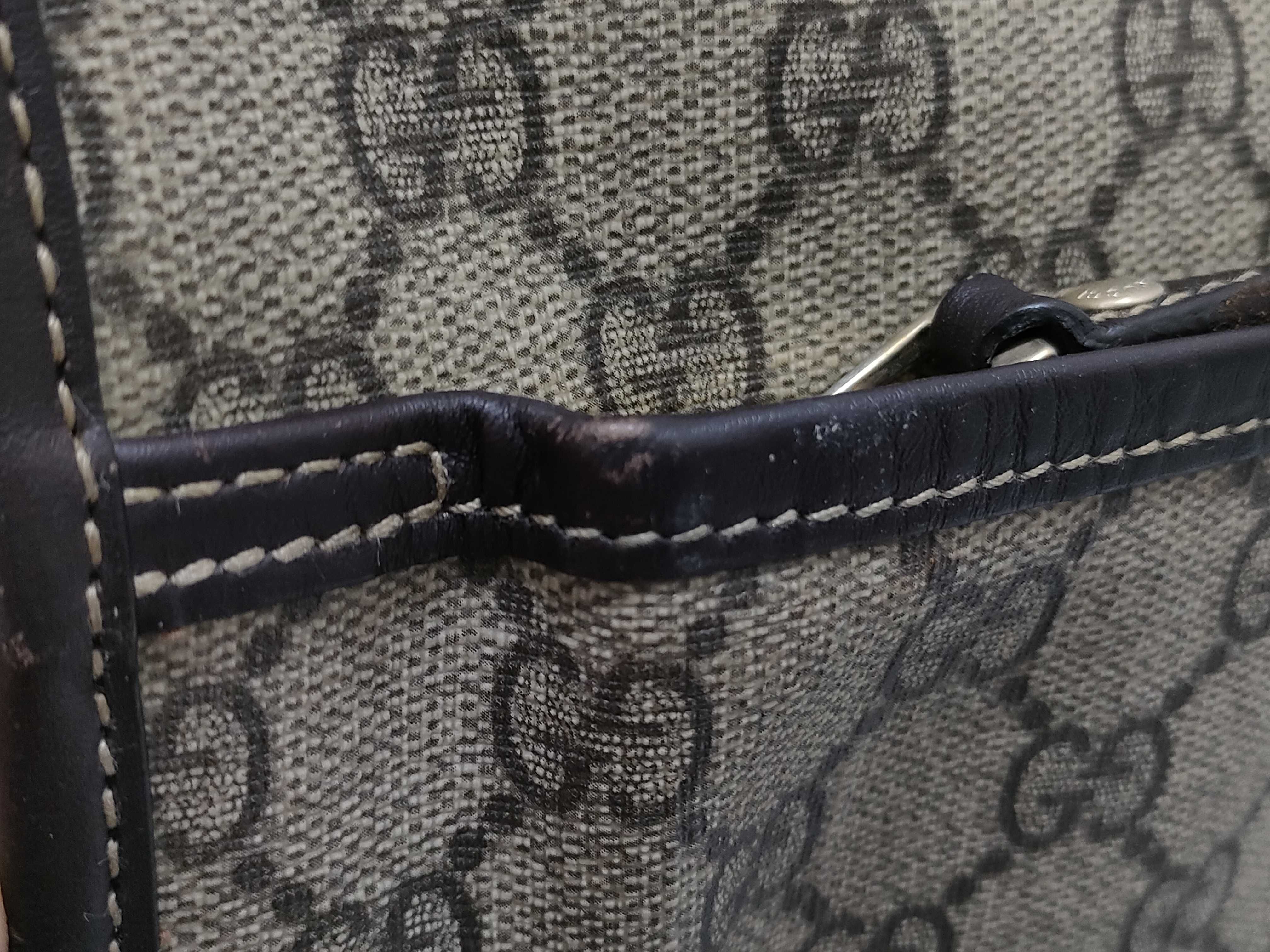 GG Supreme Shoulder Bag — view 15