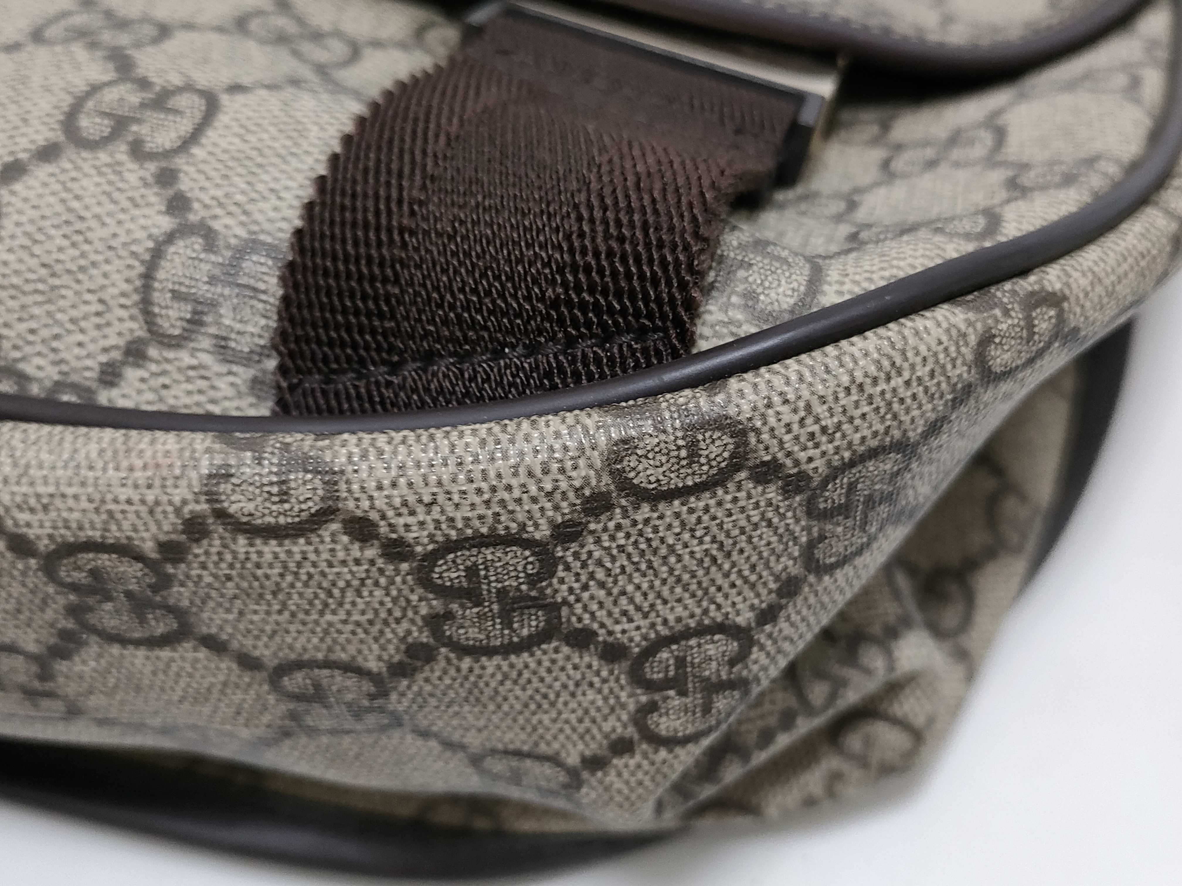 GG Supreme Shoulder Bag — view 6