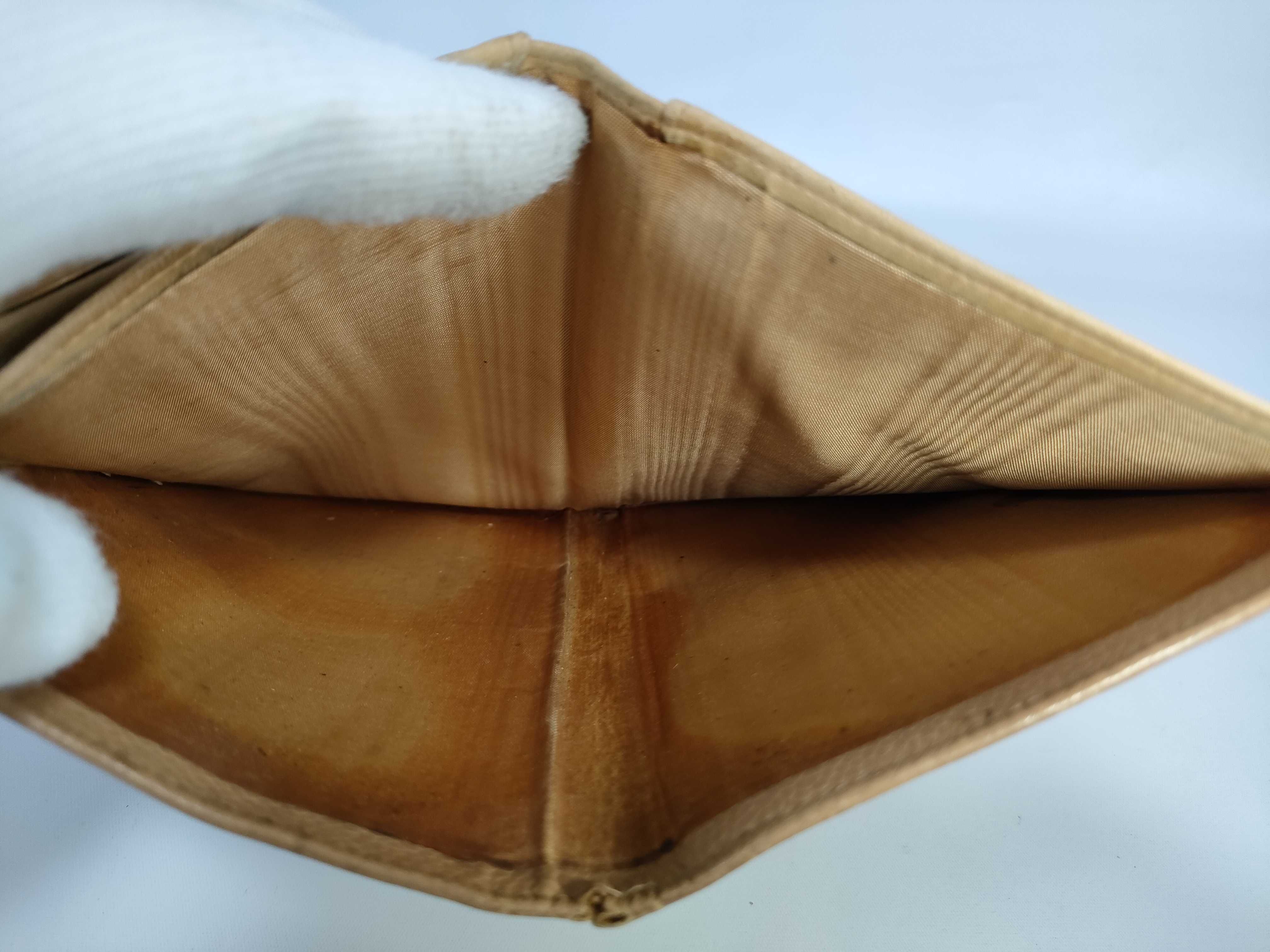 Caviar Skin Wallet, Coco Mark, Beige — view 15