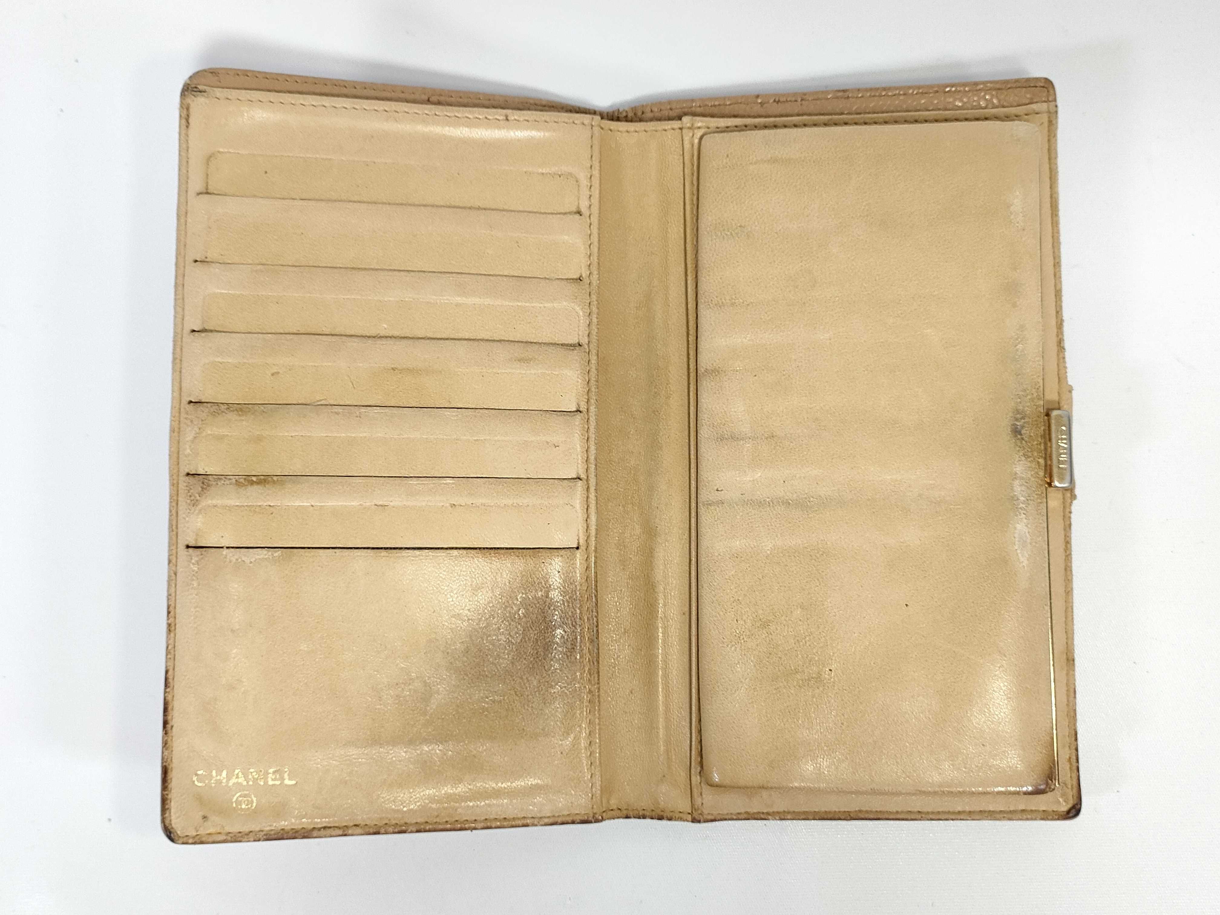 Caviar Skin Wallet, Coco Mark, Beige — view 9