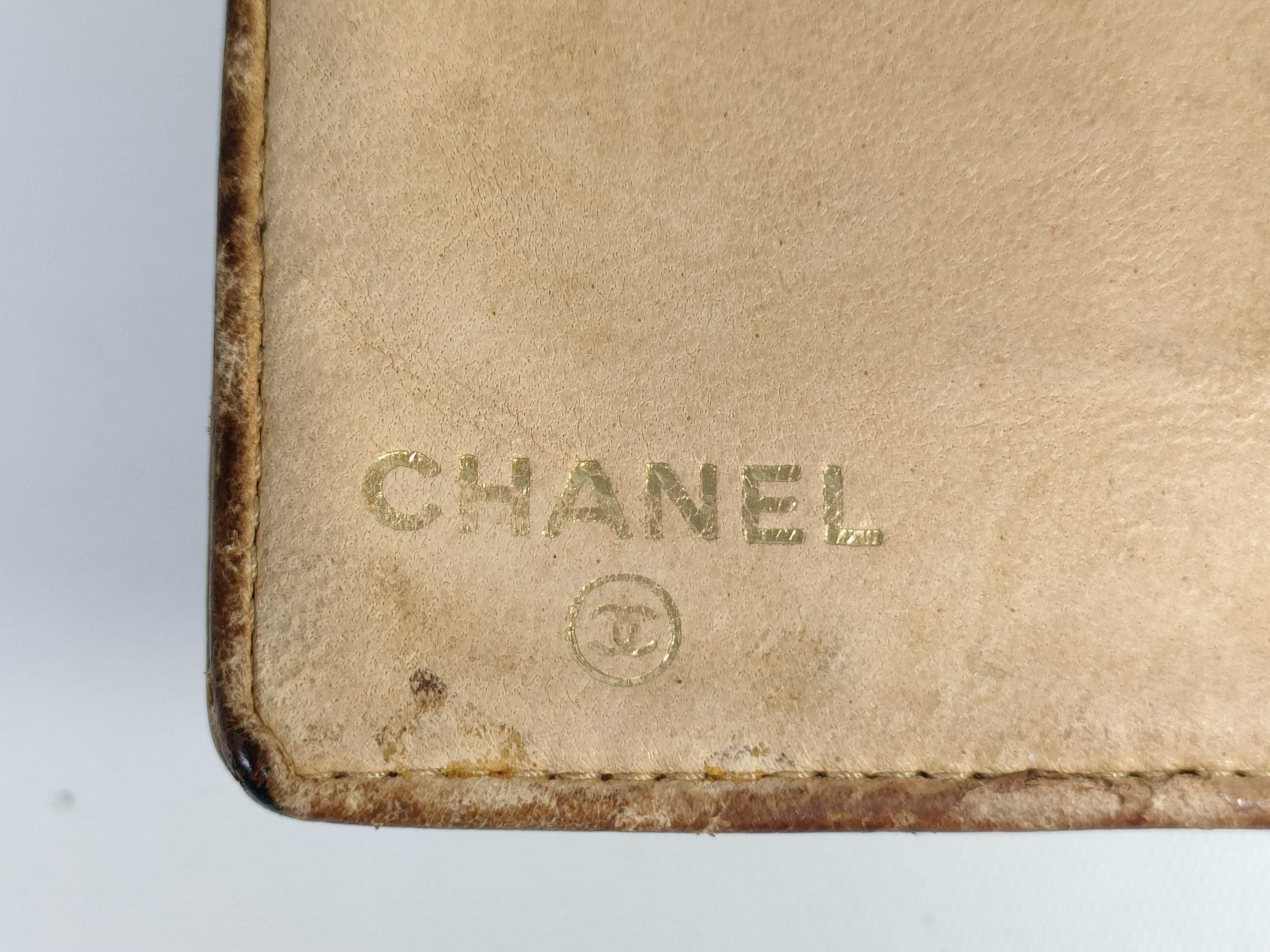Caviar Skin Wallet, Coco Mark, Beige — view 10