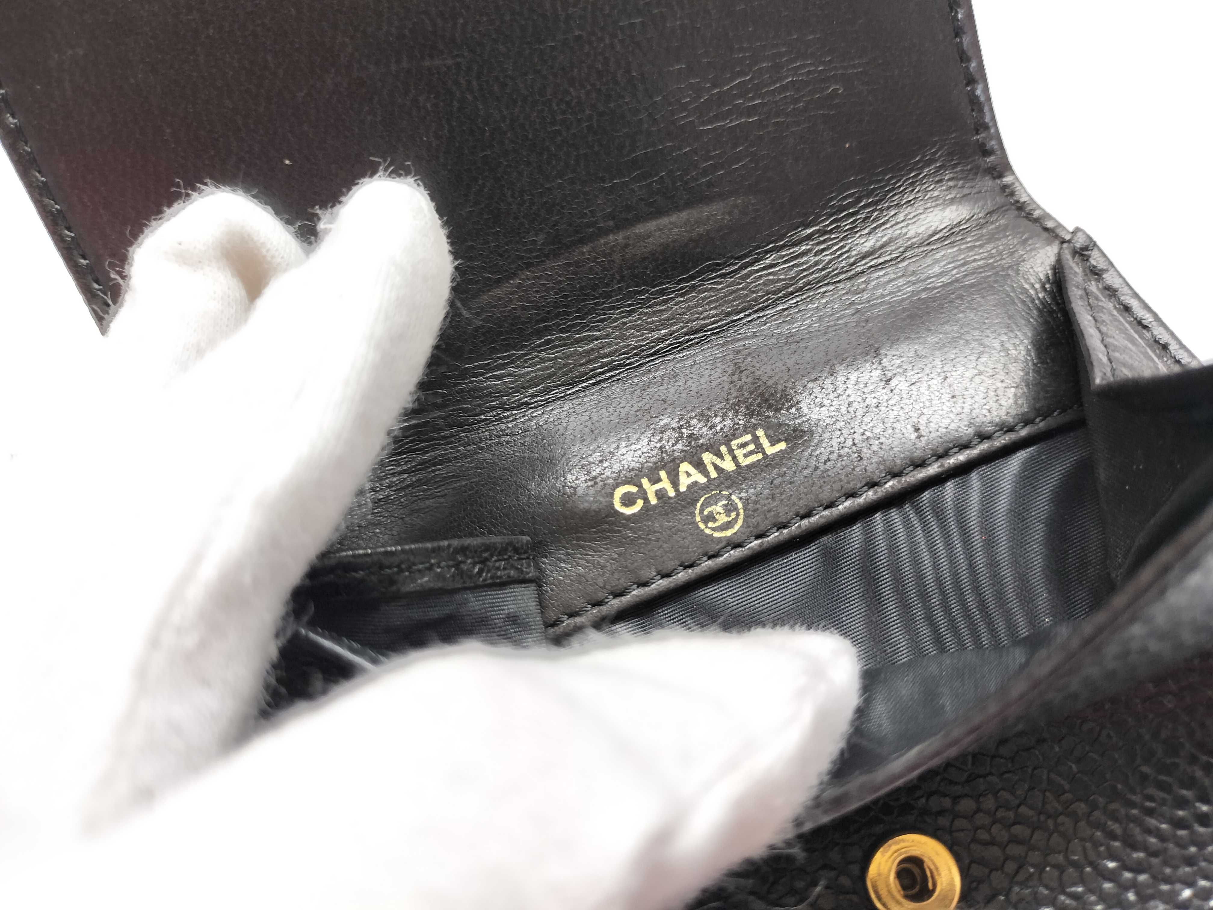Caviar Skin Coco Mark Wallet — view 11