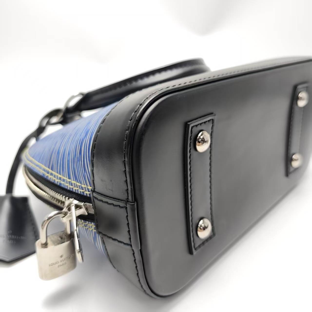 【*Shipped from: China*】LOUIS VUITTON Alma BB Leather Shoulder Bag — view 6