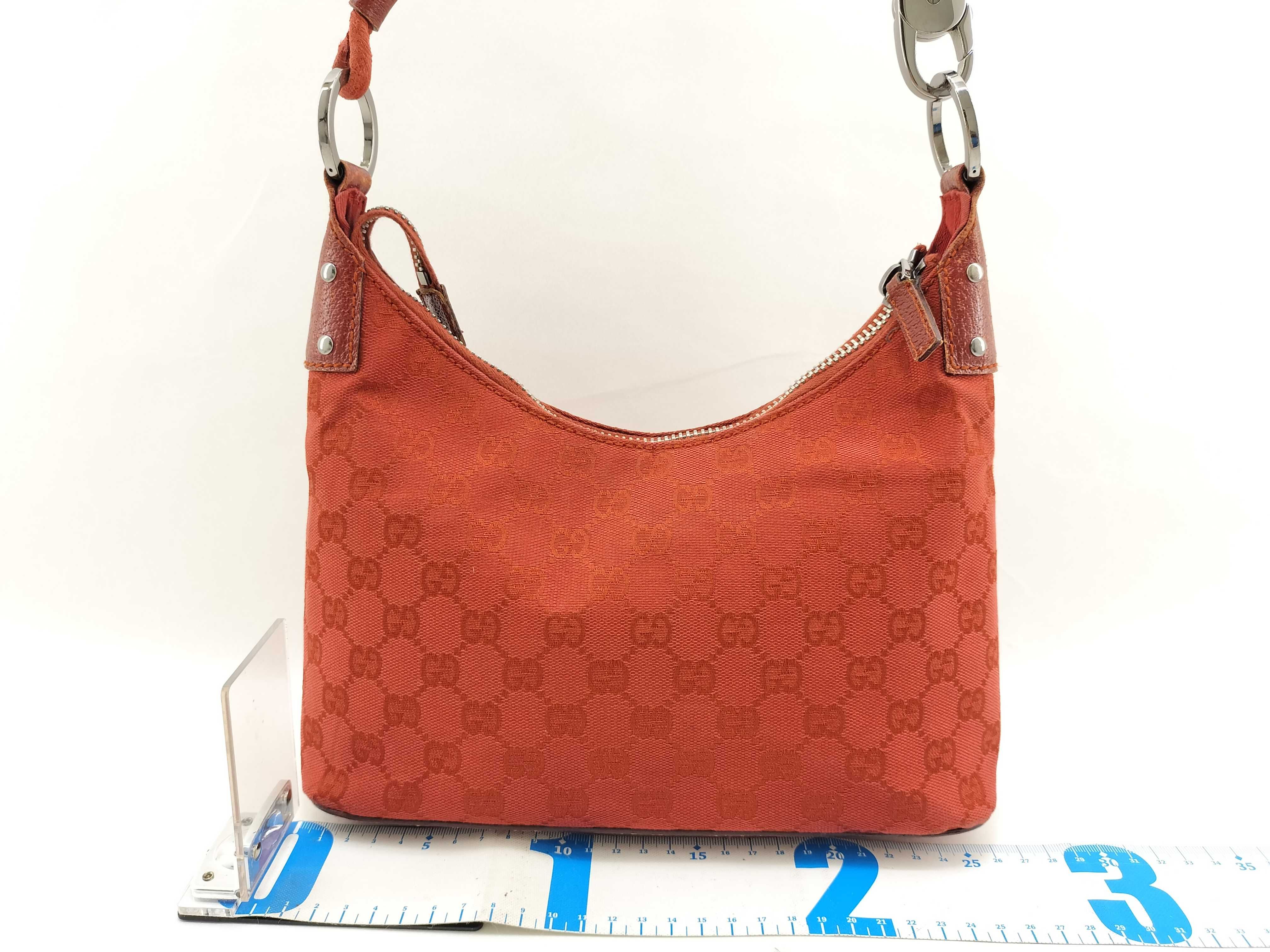 GG Canvas 115002 One-Shoulder Bag — view 2