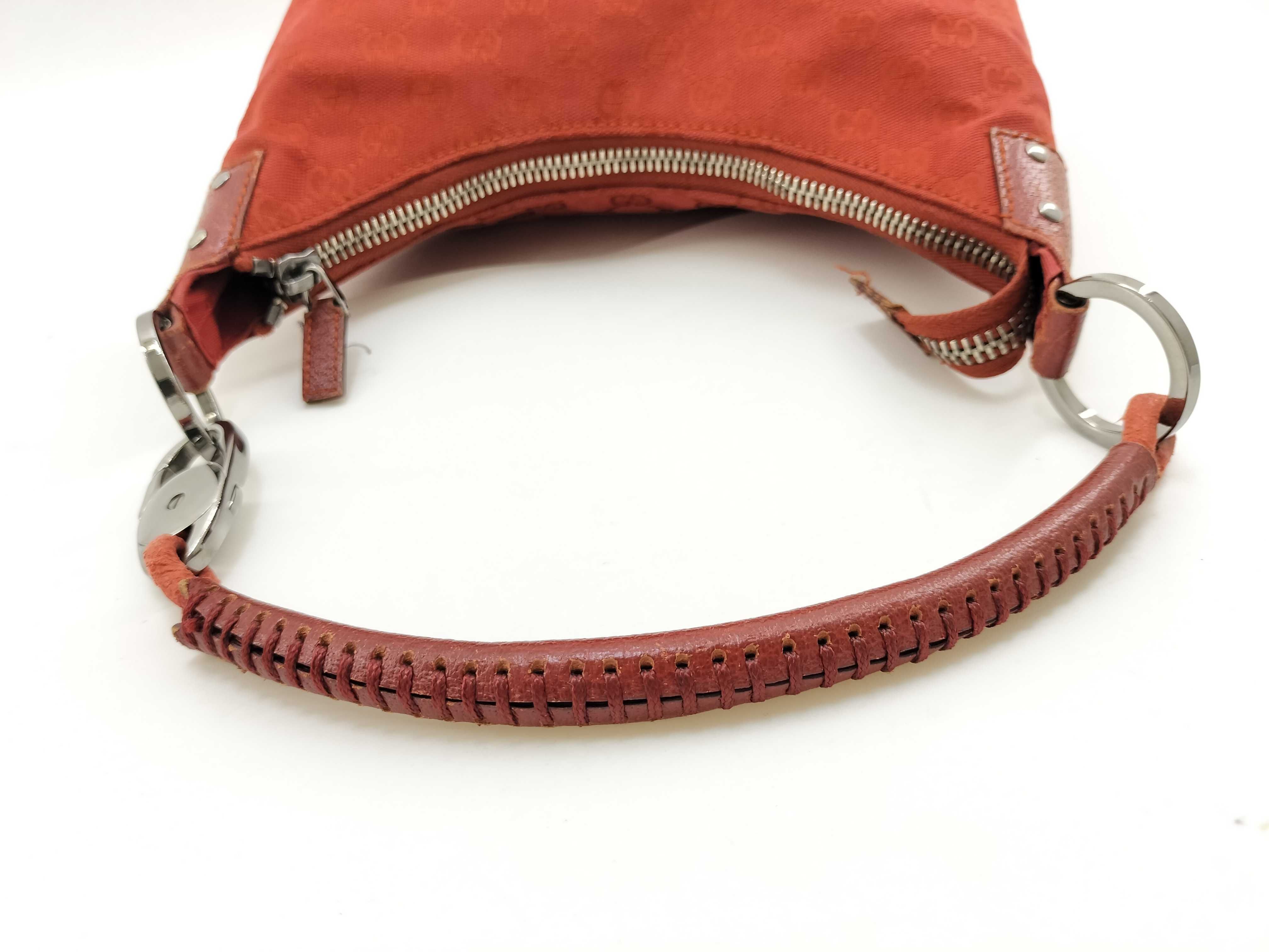 GG Canvas 115002 One-Shoulder Bag — view 8
