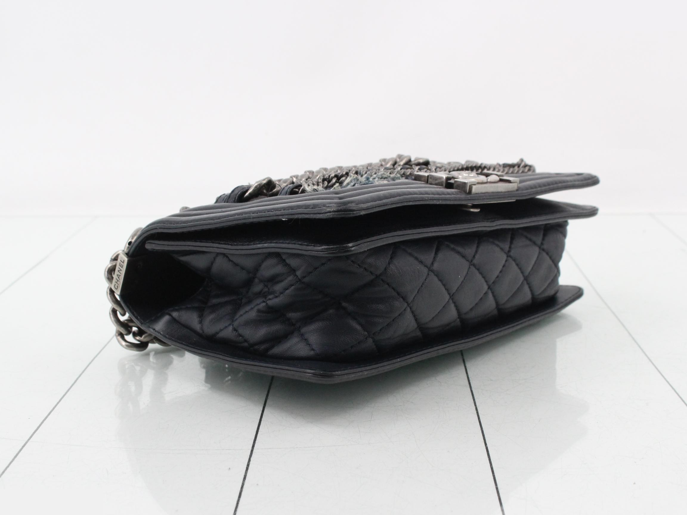 Boy Chanel Chain Shoulder Bag — view 5