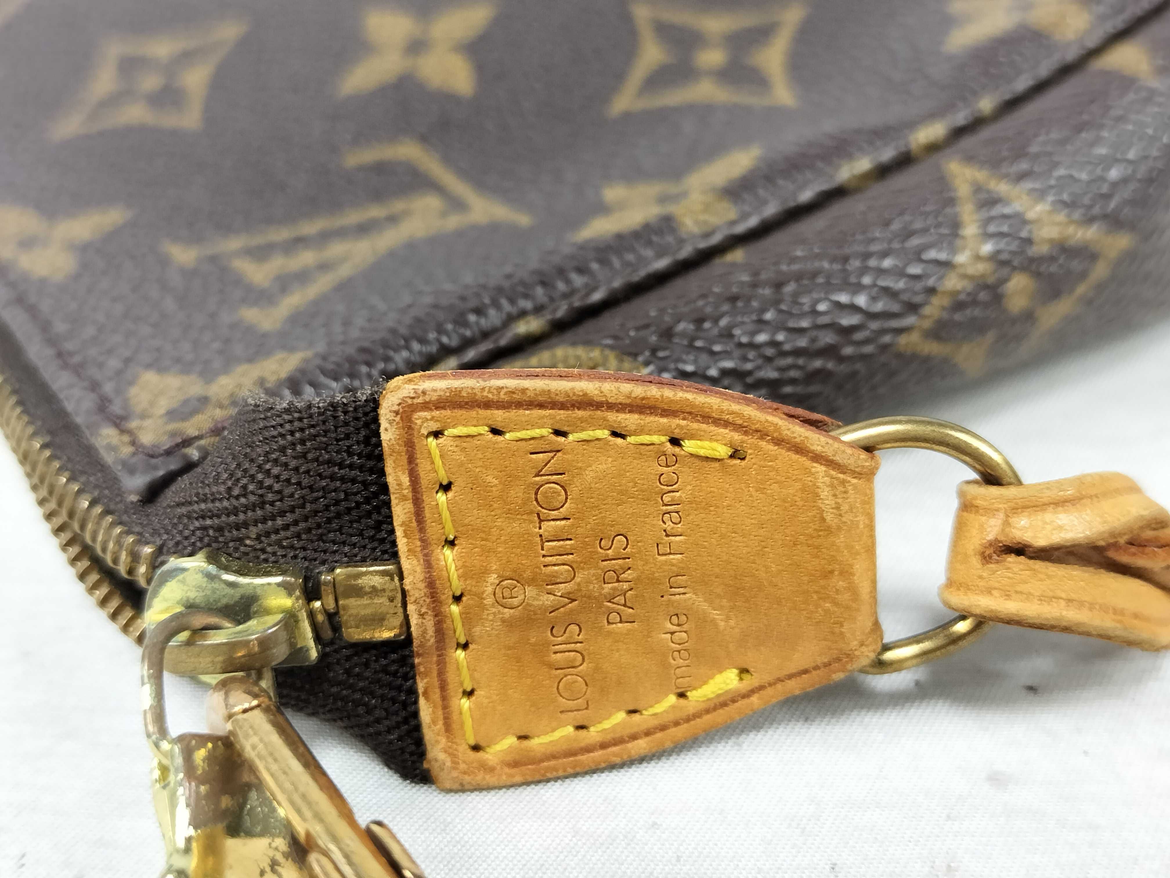 Monogram Pochette Accessoires Monogram M51980 Pouch — view 11