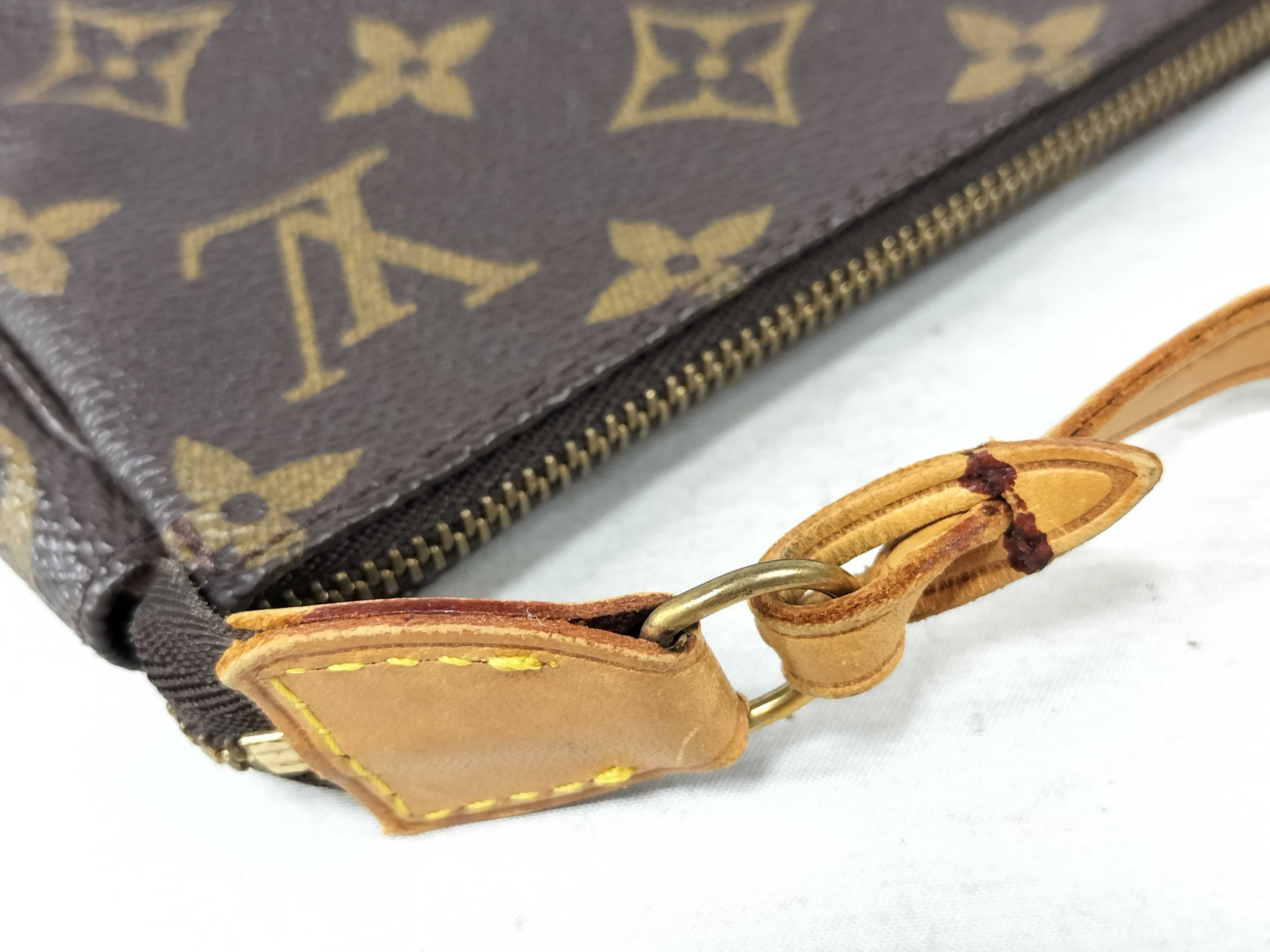 Monogram Pochette Accessoires Monogram M51980 Pouch — view 5